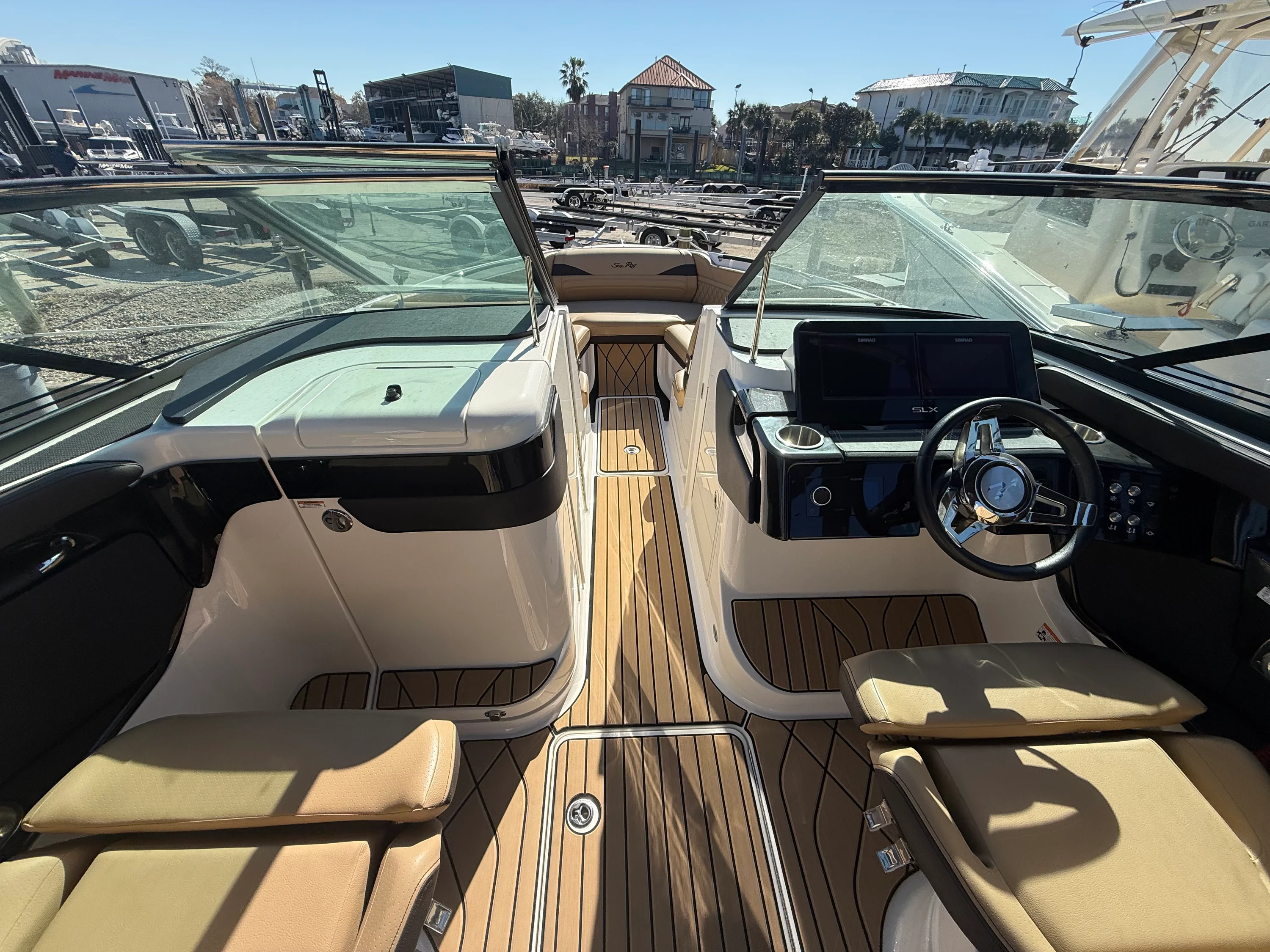 2024 Sea Ray SLX 260 Outboard Image Thumbnail #10