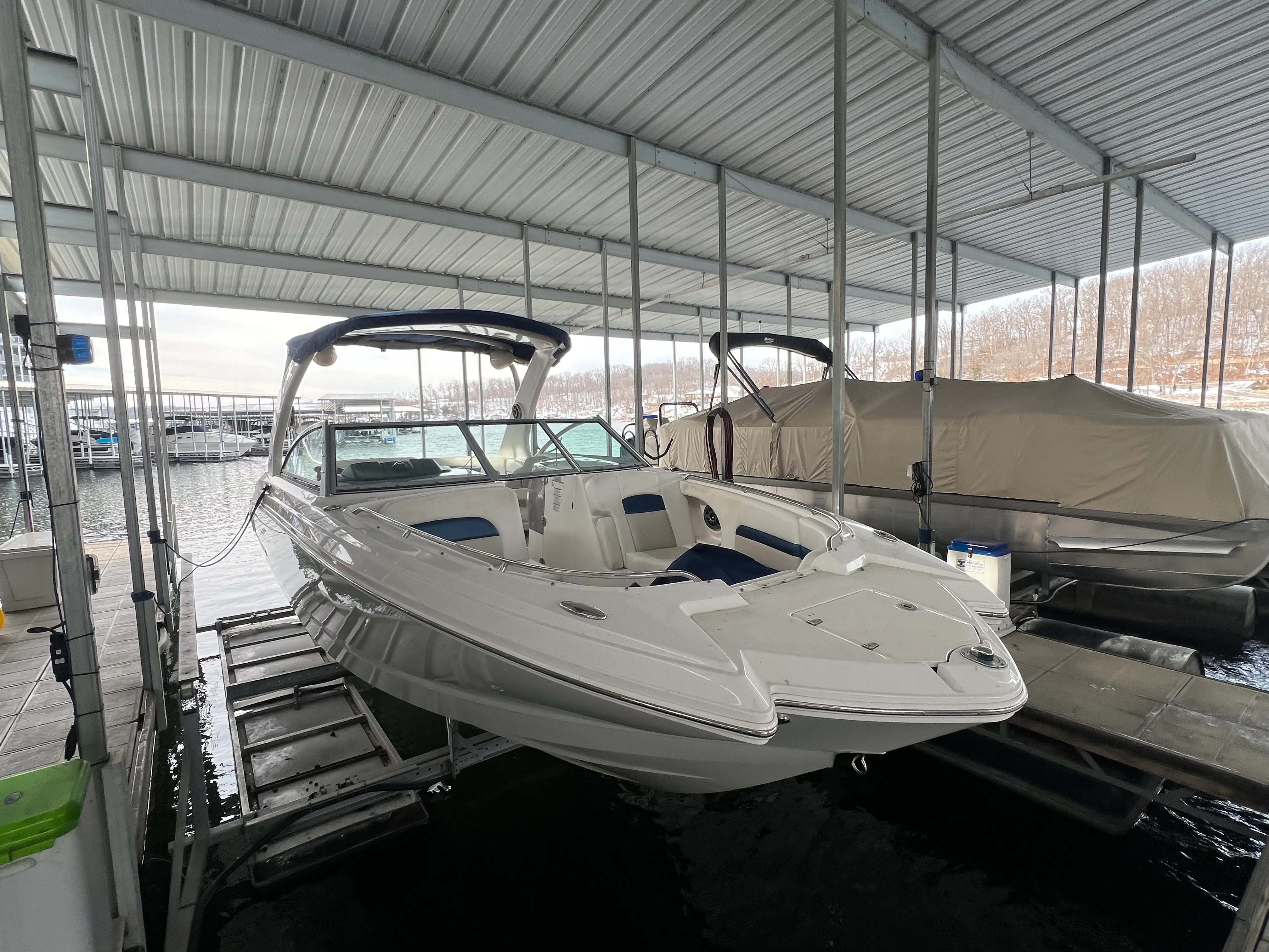 2013 Chaparral 284 SUNESTA Image Thumbnail #2