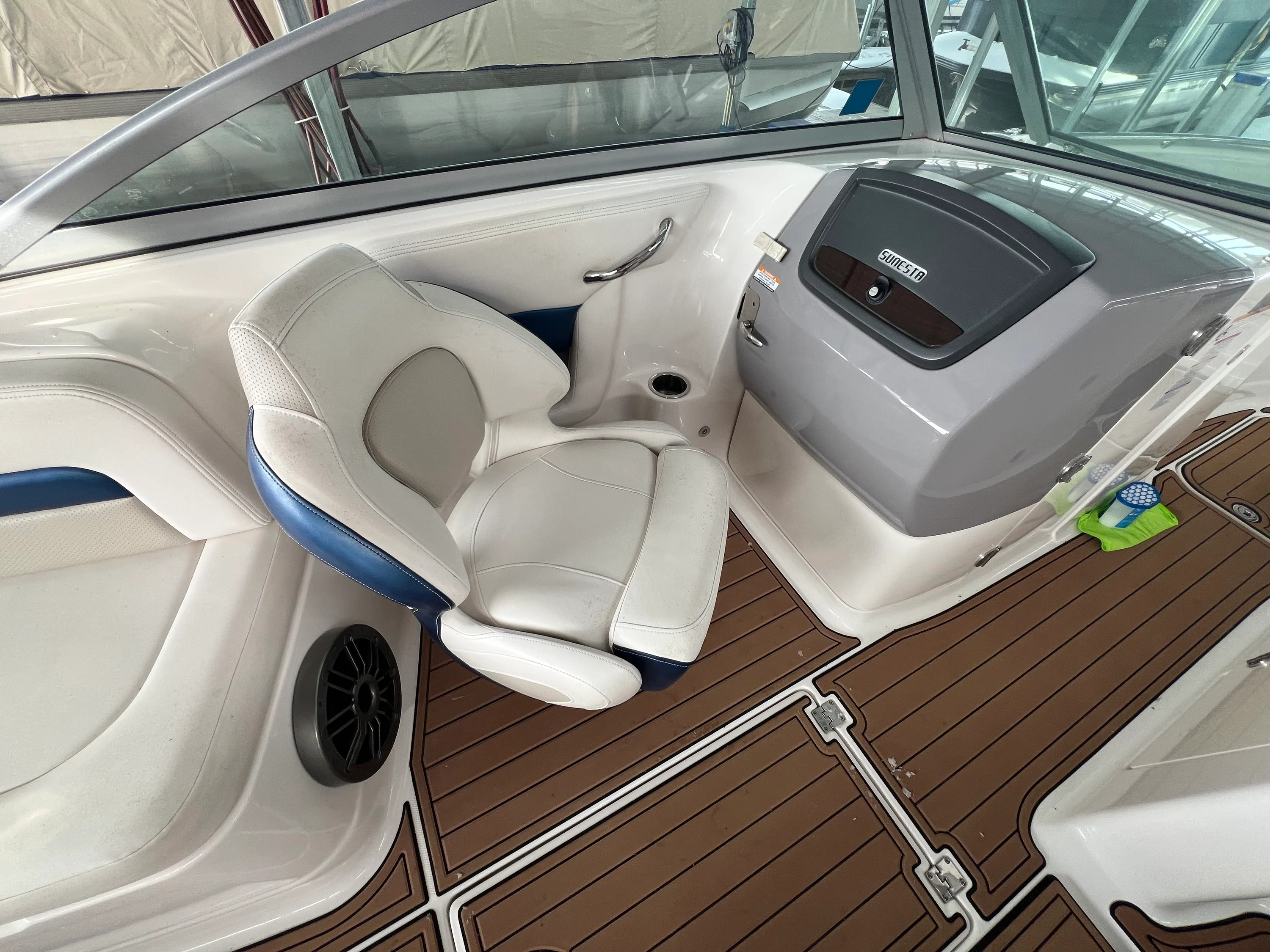 2013 Chaparral 284 SUNESTA Image Thumbnail #7