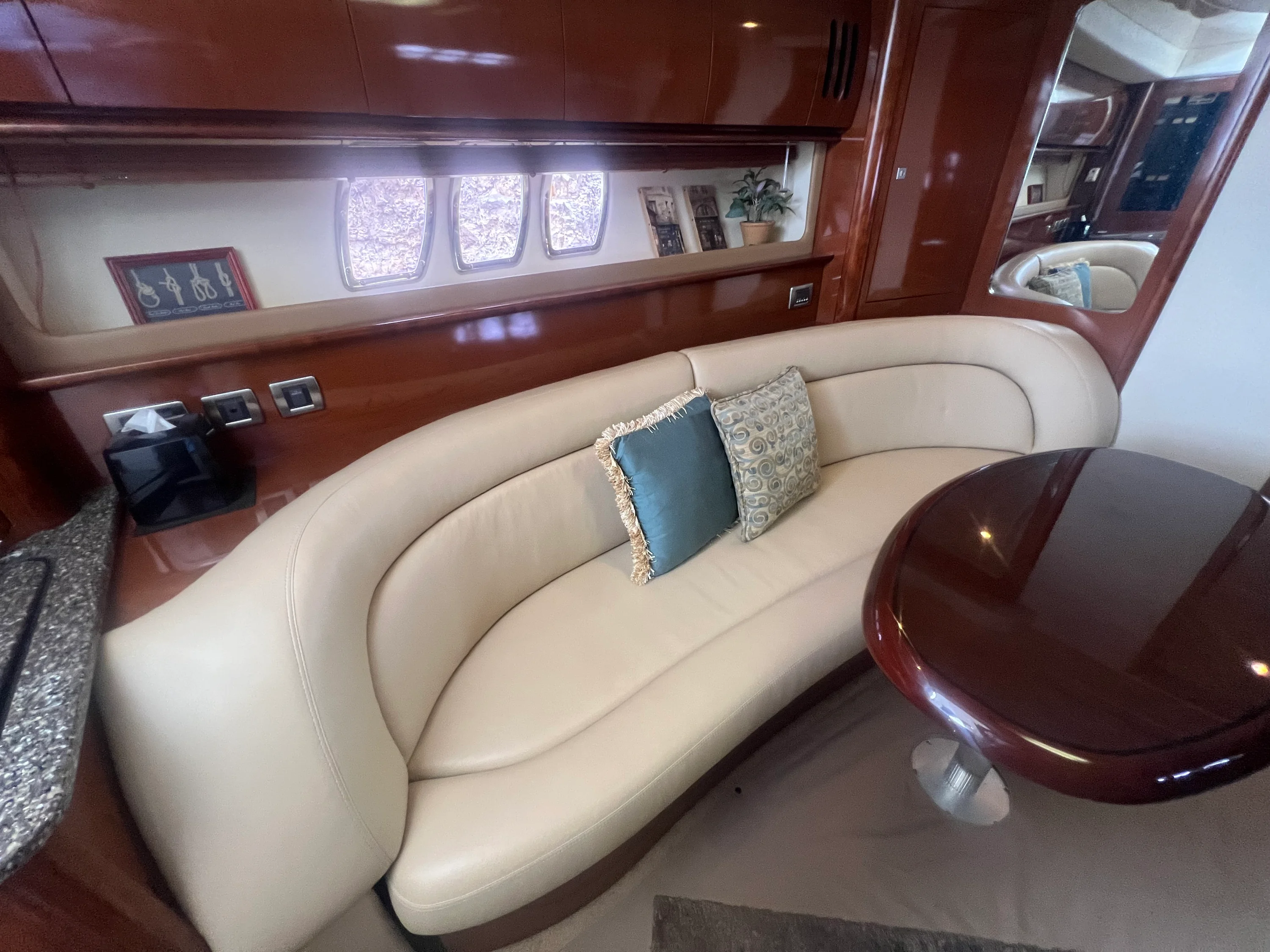 2008 Sea Ray 44 SUNDANCER Image Thumbnail #15