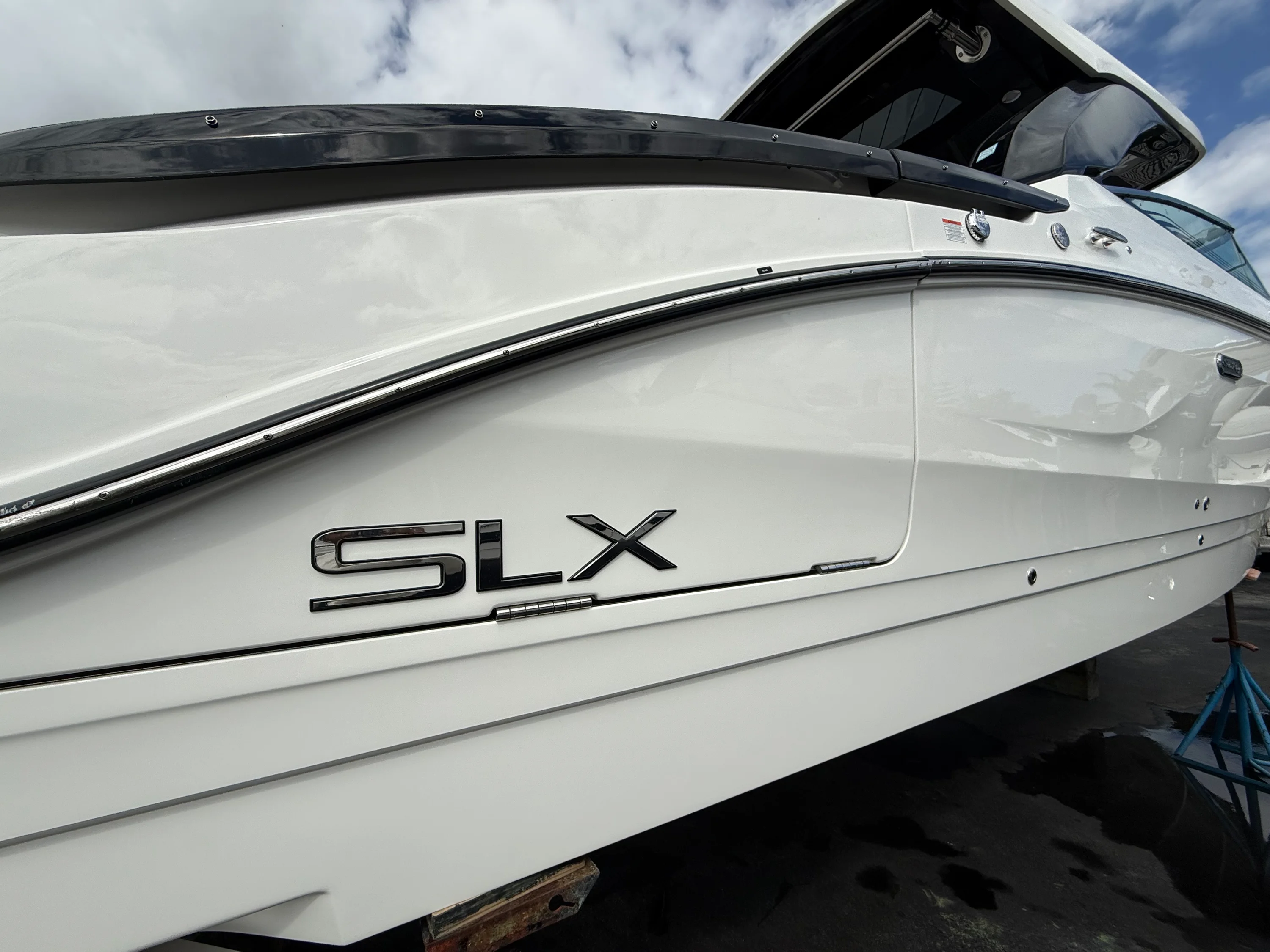 2026 Sea Ray SLX 360 OUTBOARD Image Thumbnail #1