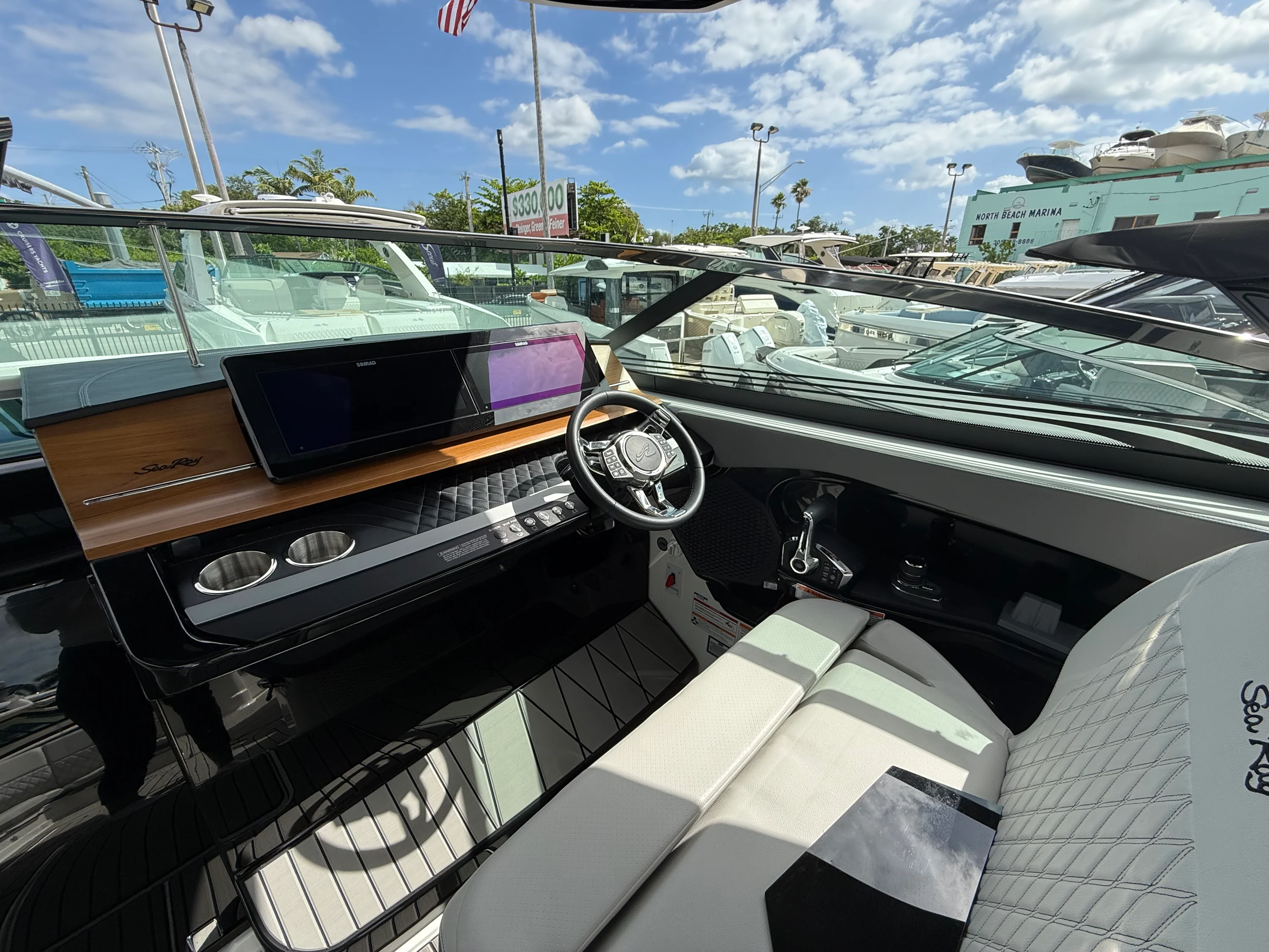 2026 Sea Ray SLX 360 OUTBOARD Image Thumbnail #28