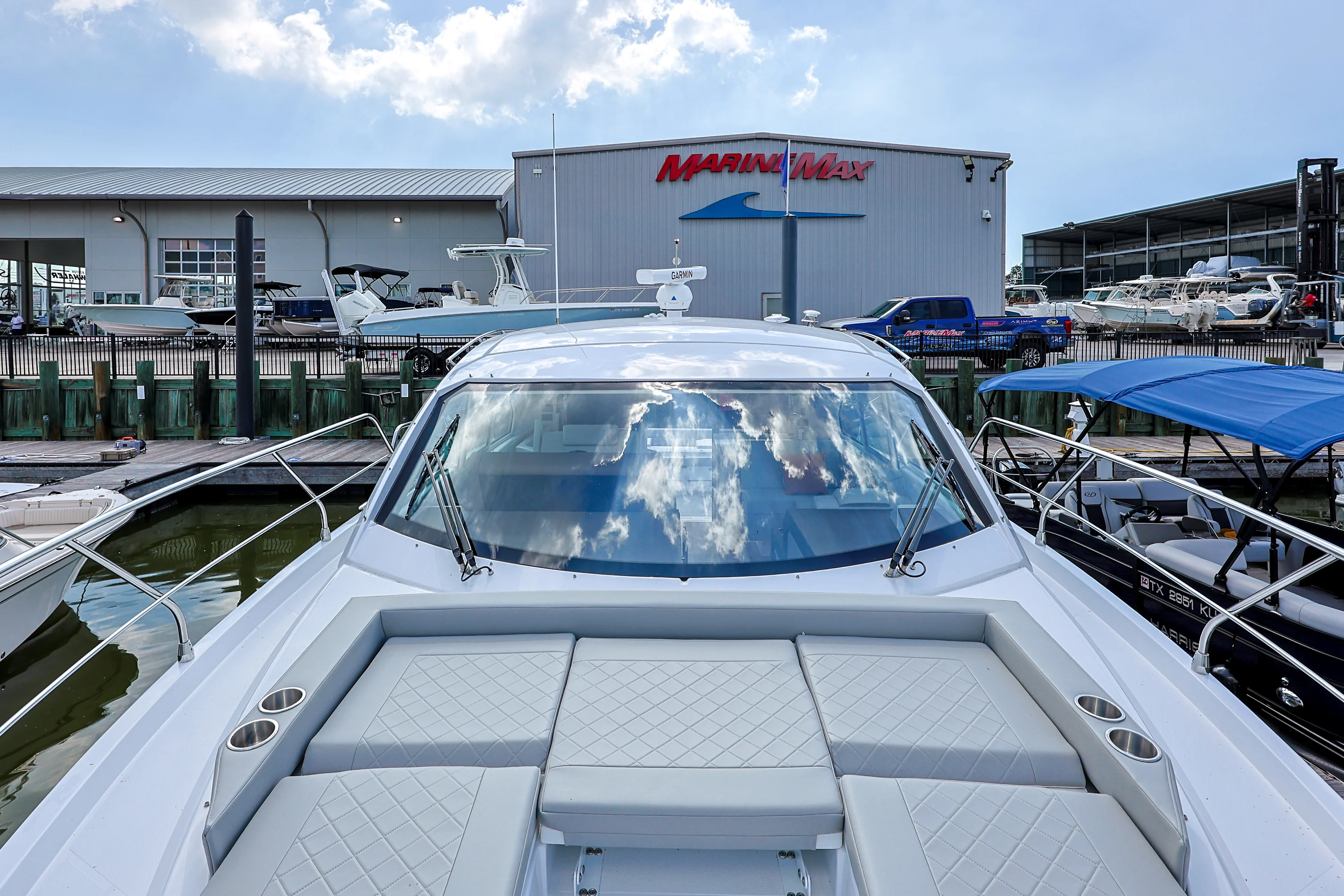 2026 Cruisers Yachts 42 Cantius Image Thumbnail #34