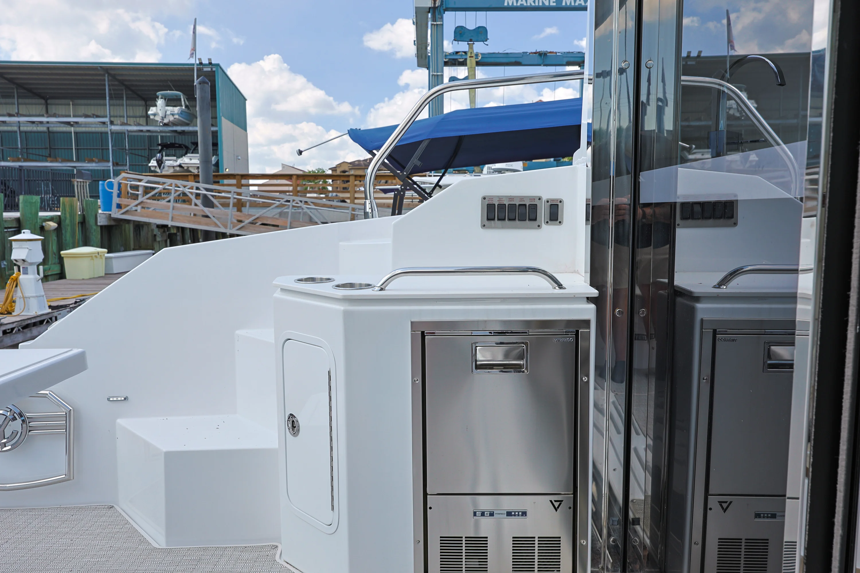 2026 Cruisers Yachts 42 Cantius Image Thumbnail #40