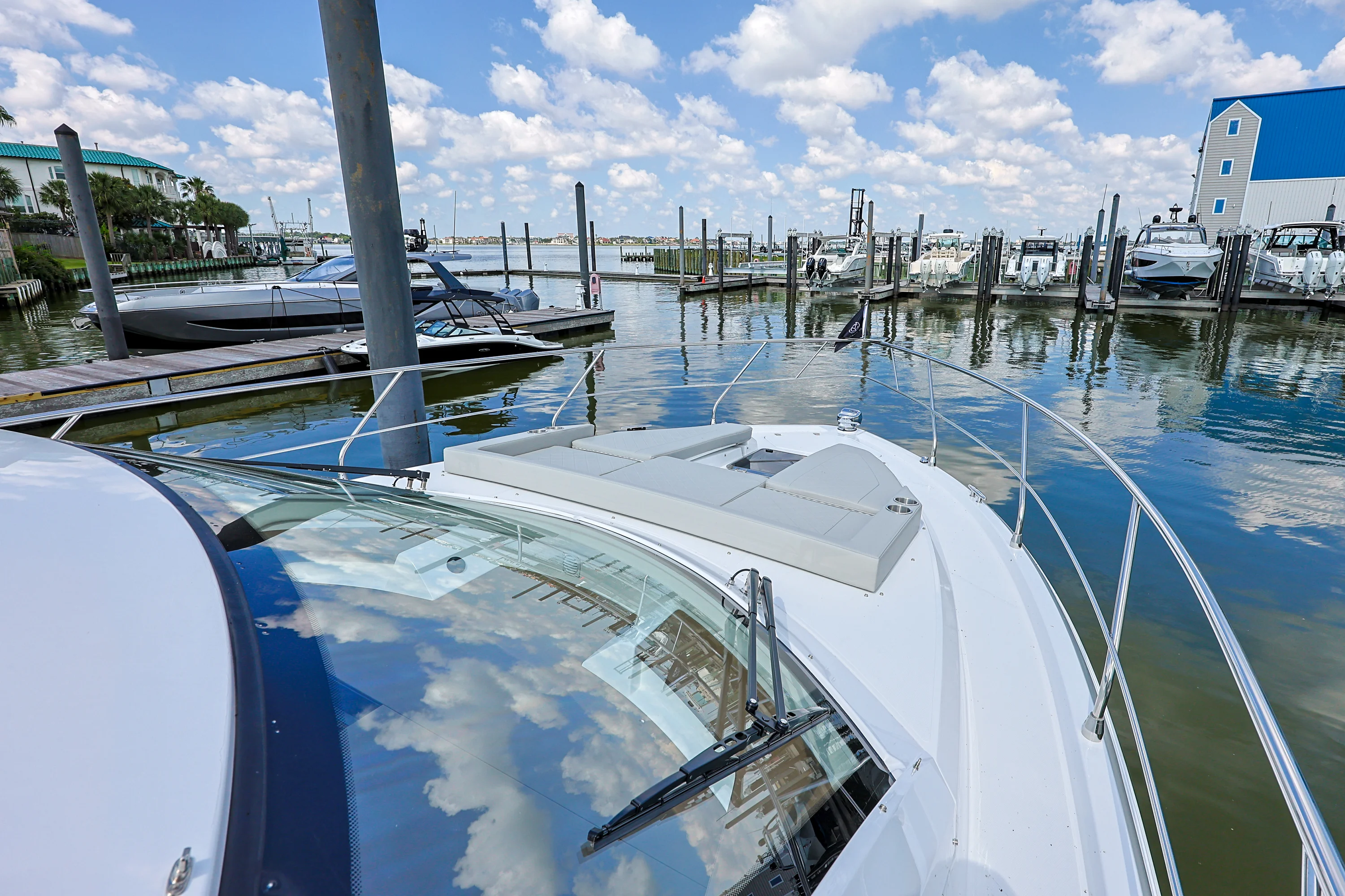 2026 Cruisers Yachts 42 Cantius Image Thumbnail #33