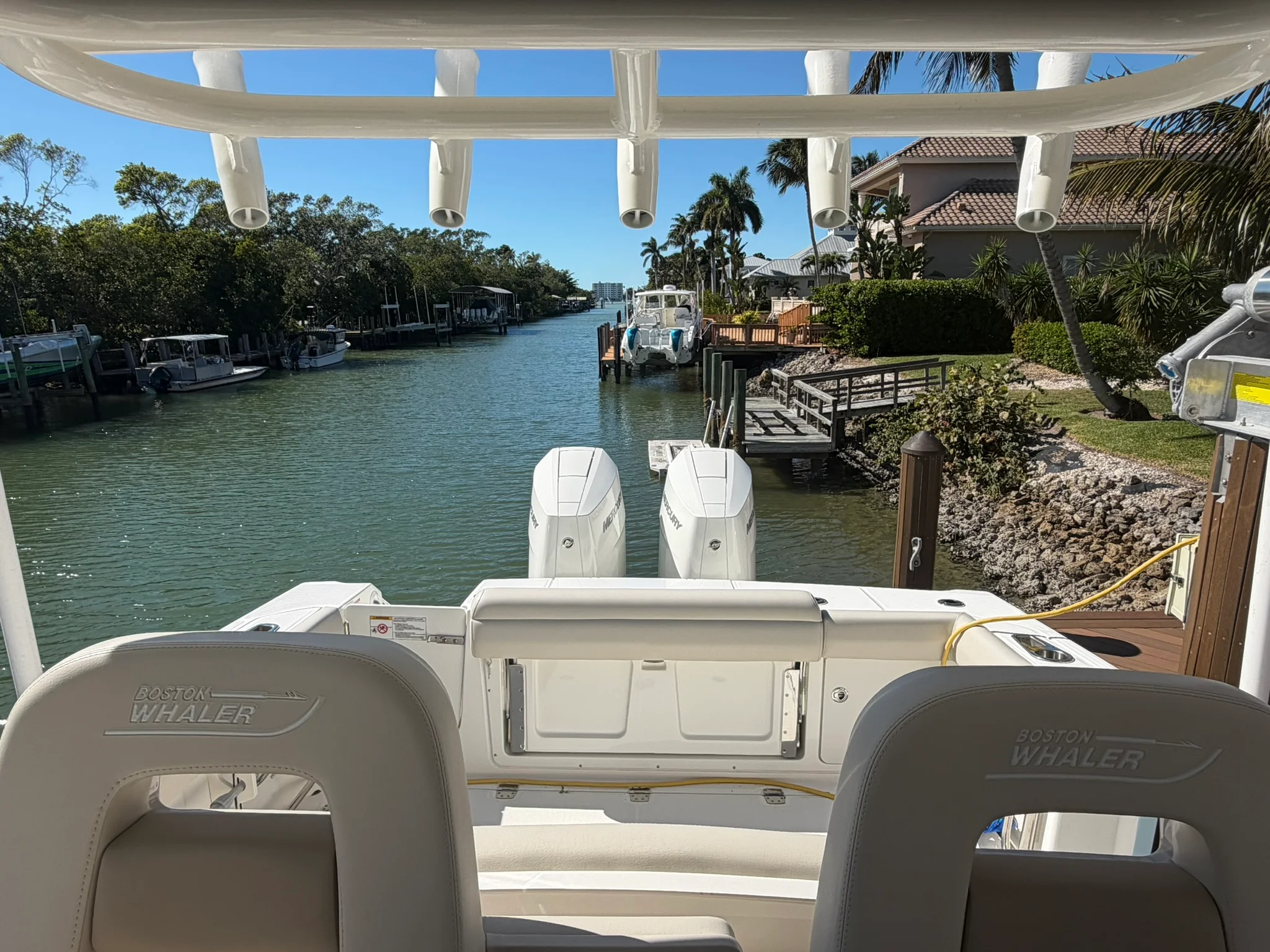 2024 Boston Whaler 330 OUTRAGE Image Thumbnail #28