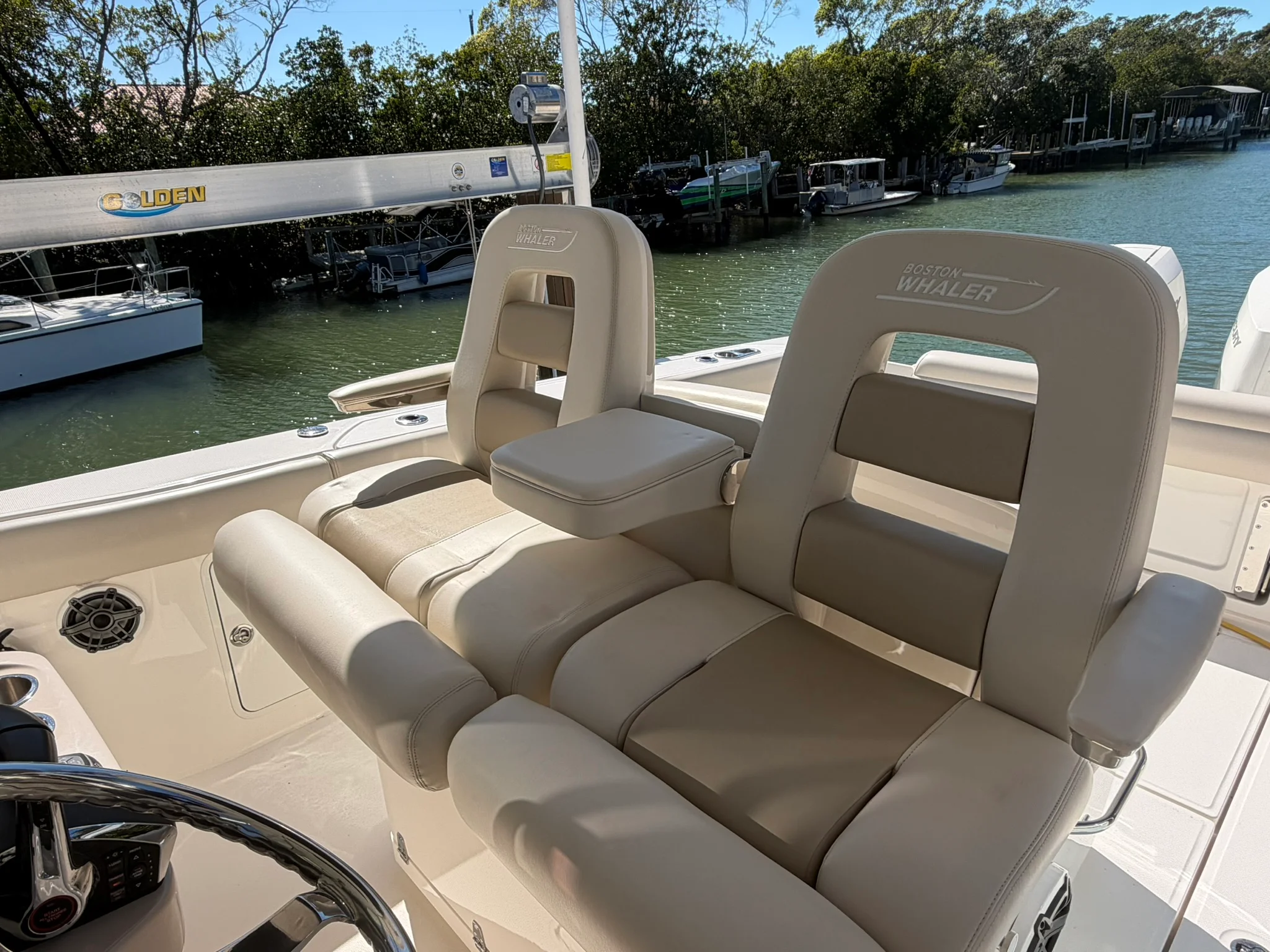 2024 Boston Whaler 330 OUTRAGE Image Thumbnail #17