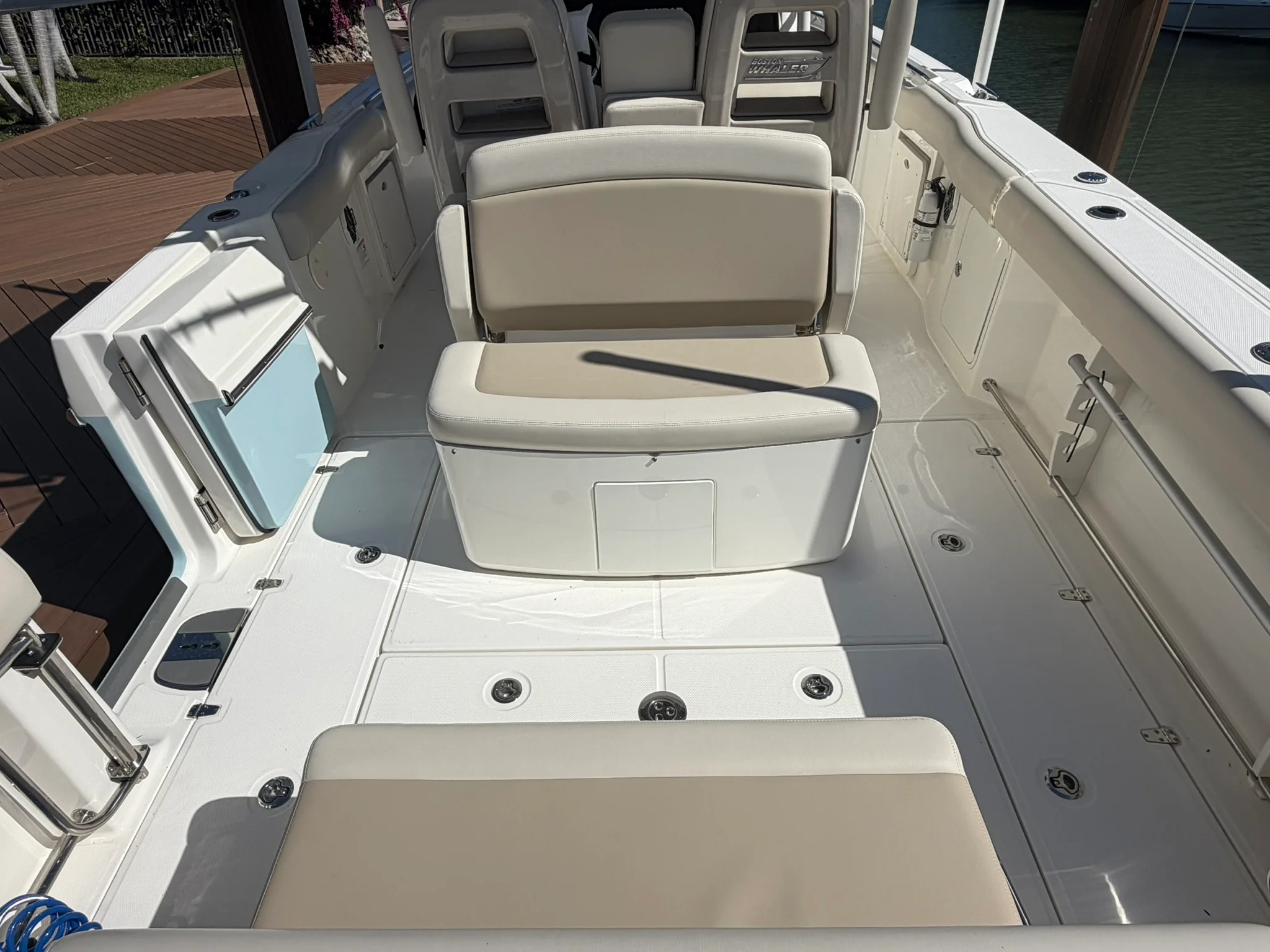 2024 Boston Whaler 330 OUTRAGE Image Thumbnail #13
