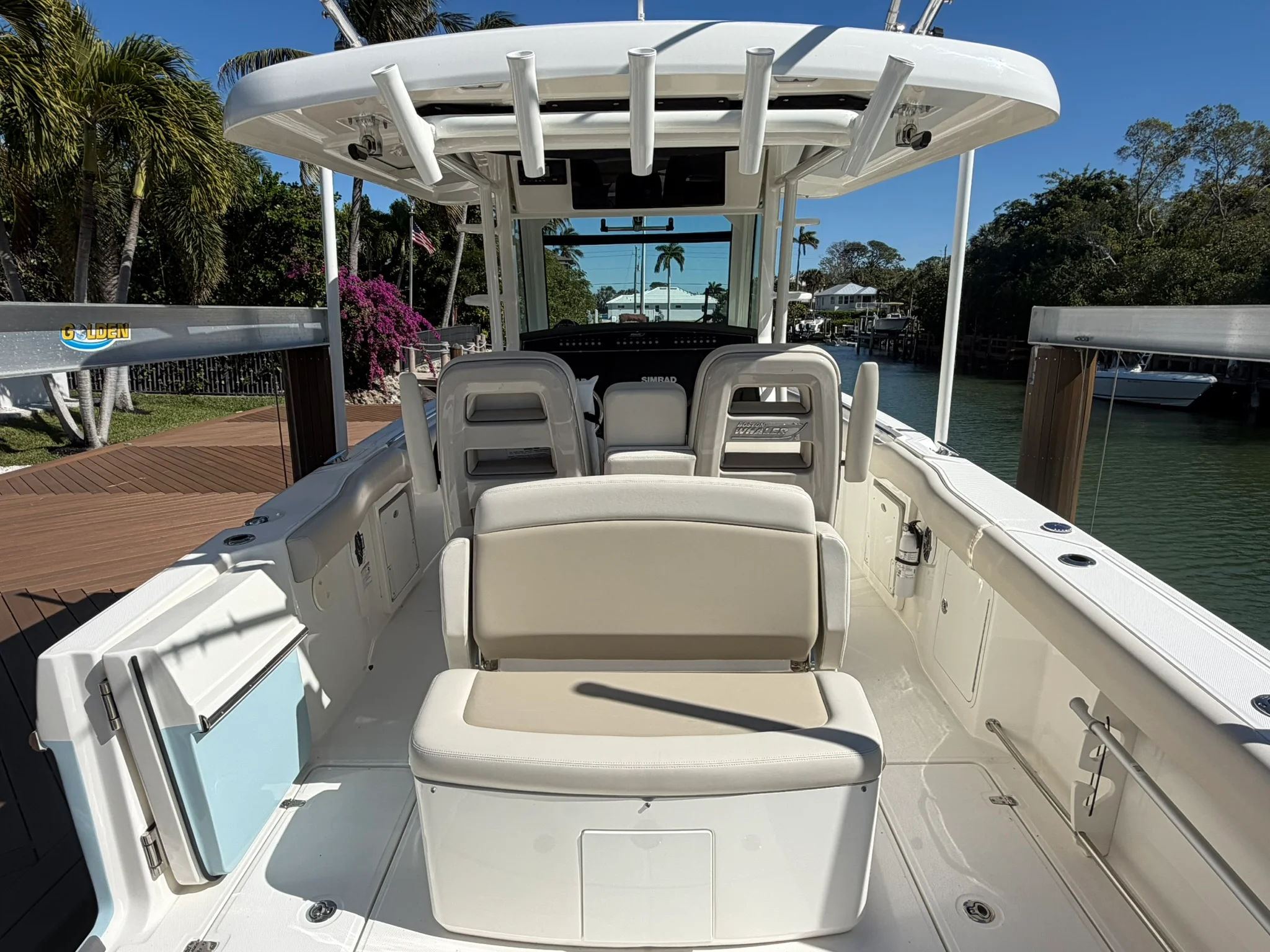 2024 Boston Whaler 330 OUTRAGE Image Thumbnail #12