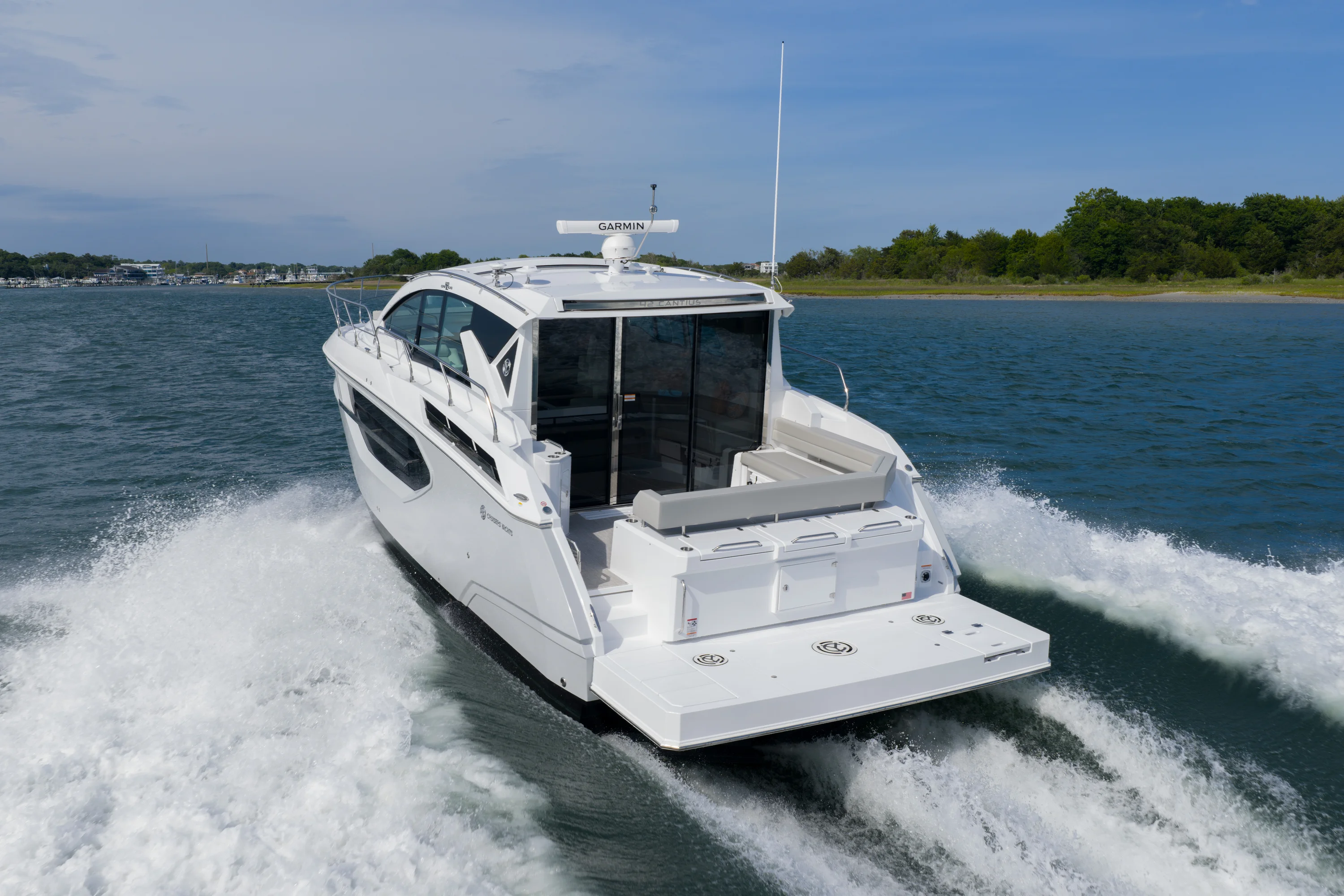 2026 Cruisers Yachts 42 Cantius Image Thumbnail #7
