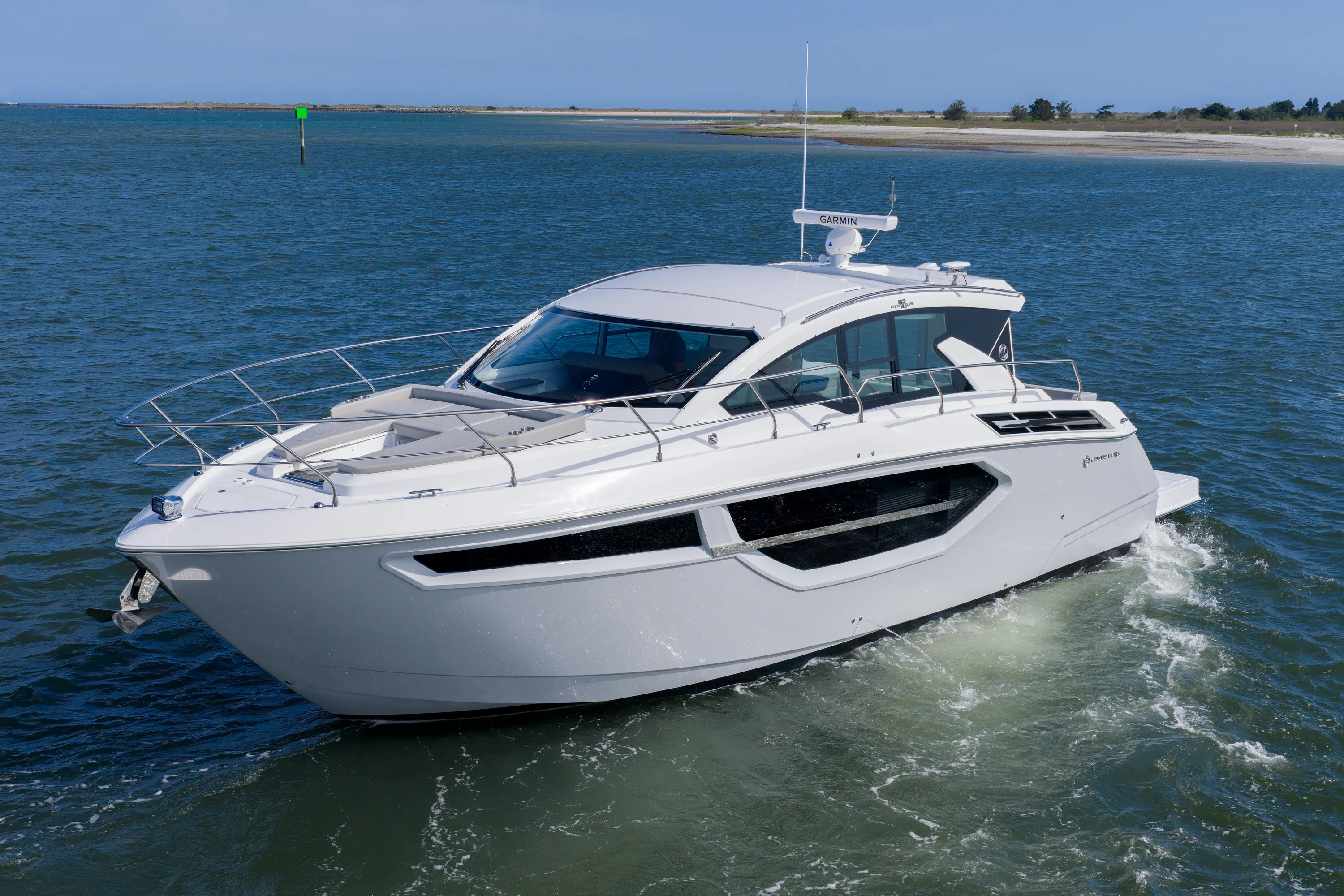 2026 Cruisers Yachts 42 Cantius Image Thumbnail #1