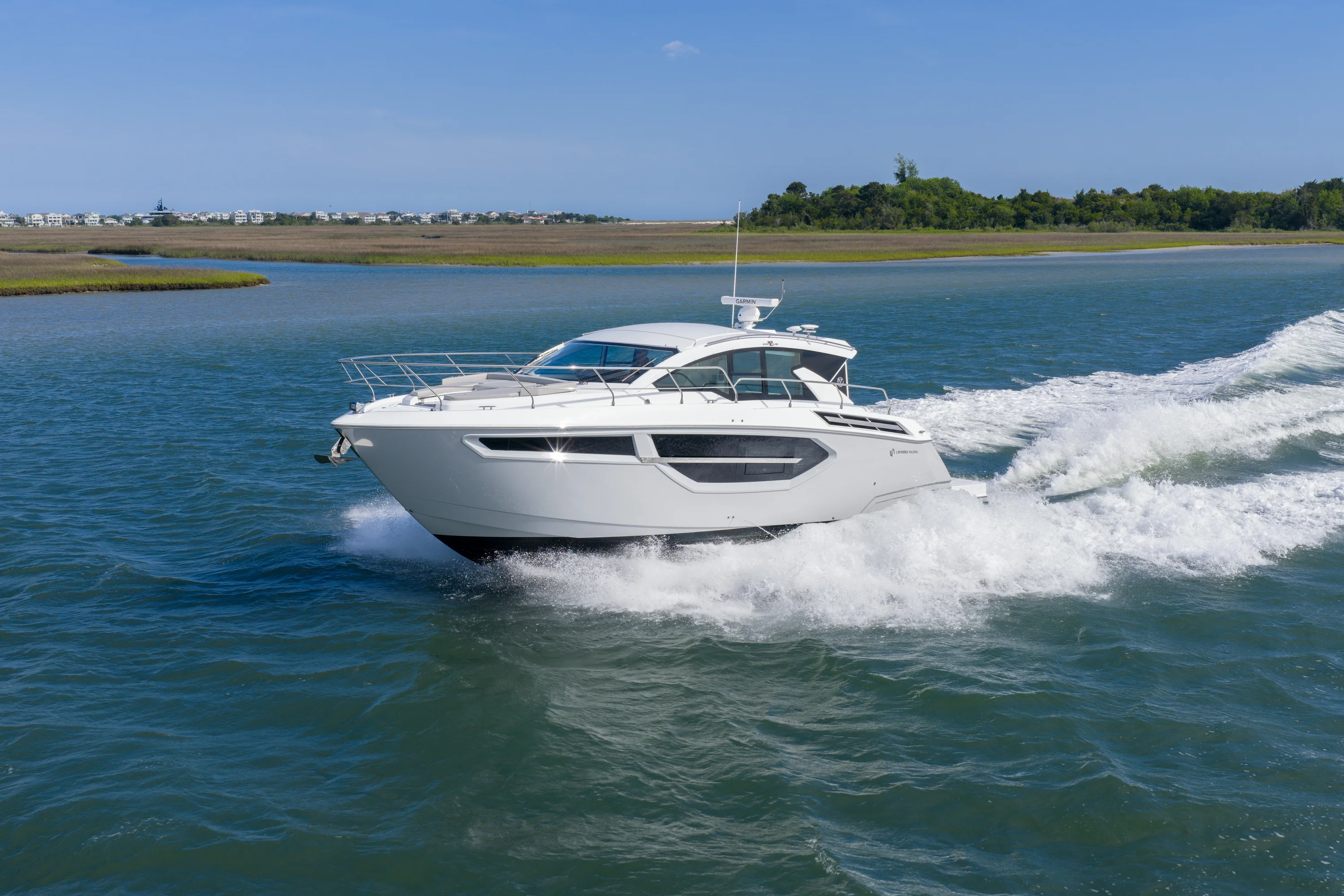 2026 Cruisers Yachts 42 Cantius Image Thumbnail #5