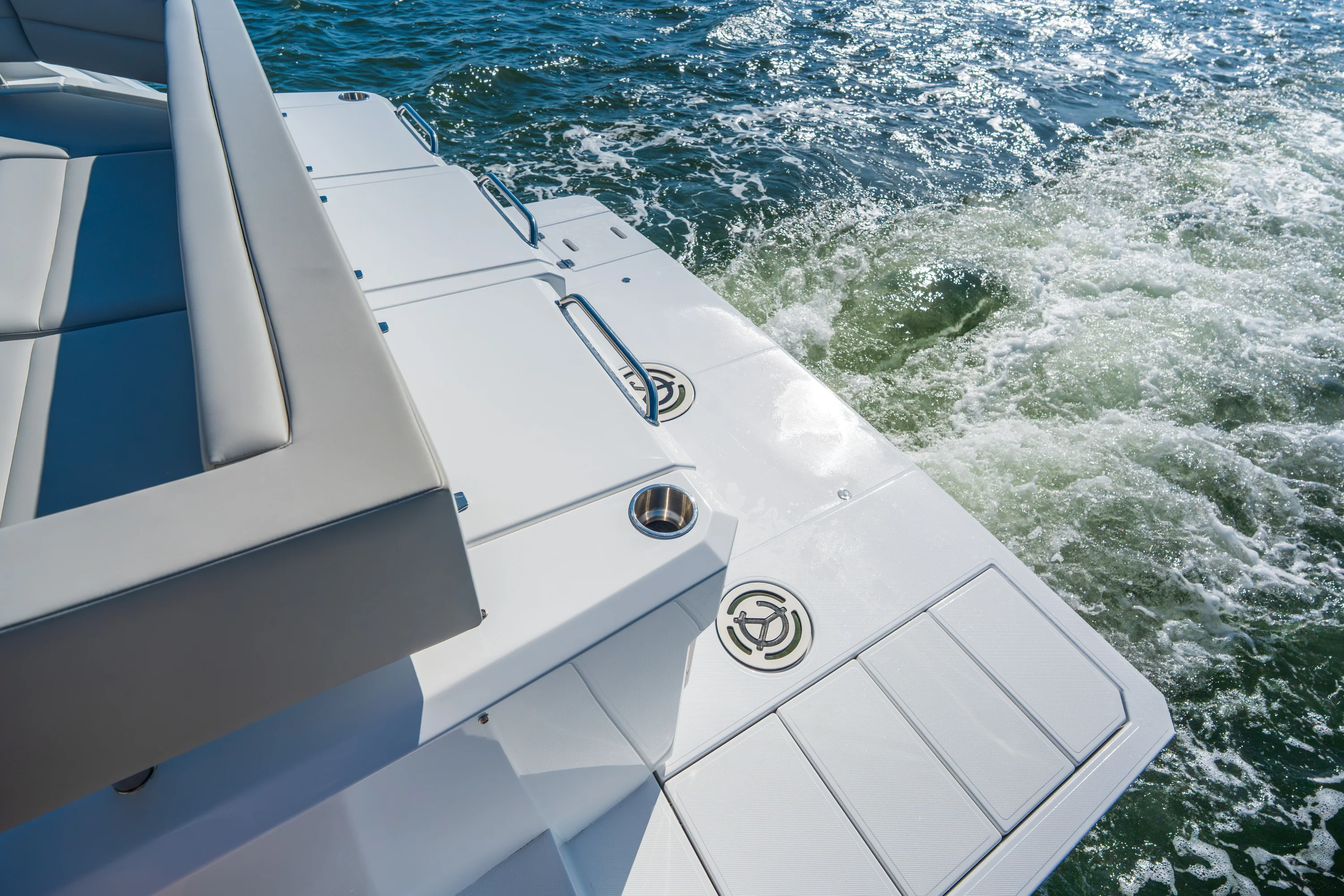 2026 Cruisers Yachts 42 Cantius Image Thumbnail #32