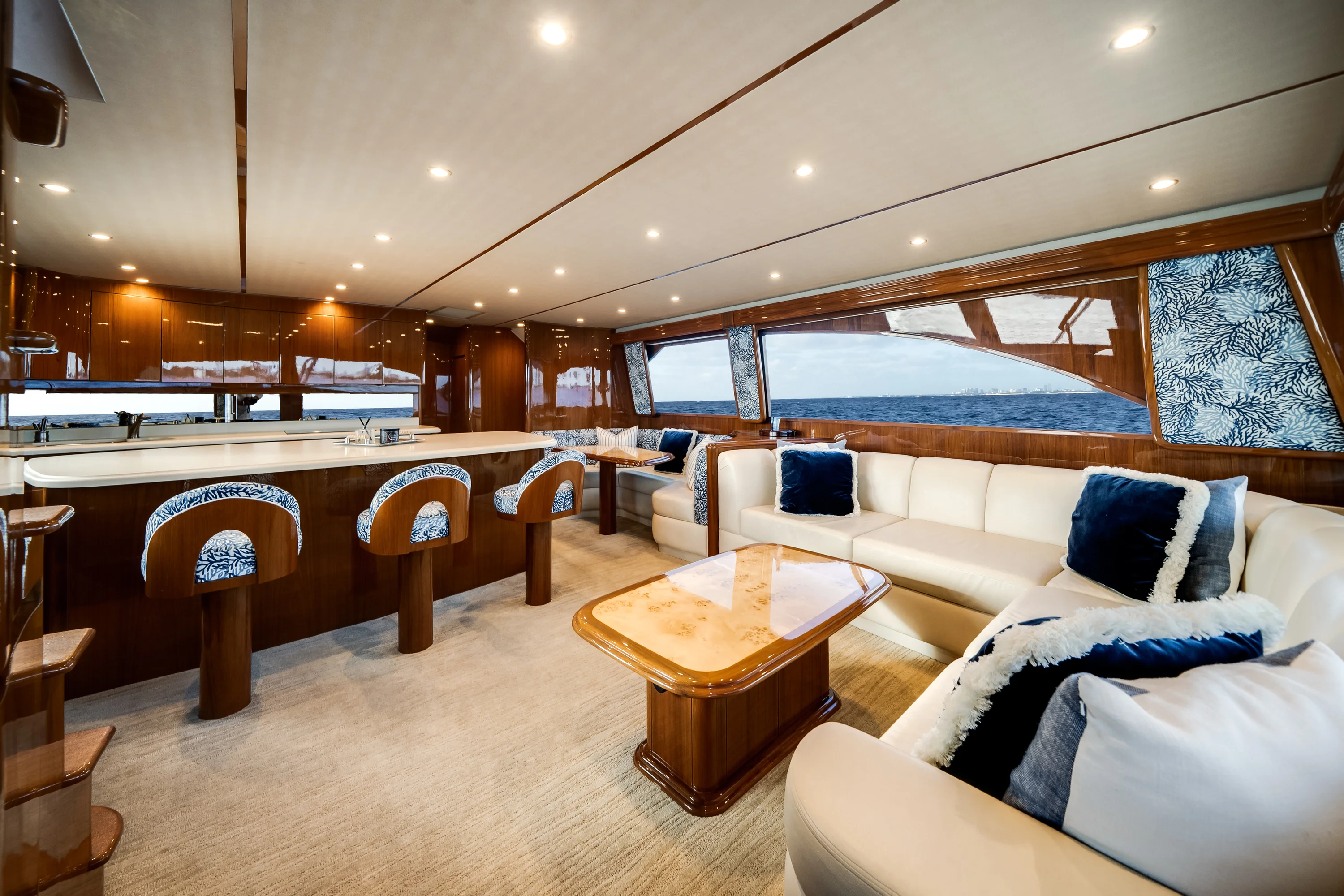 2015 Viking 70 CV ENCLOSED BRIDGE Image Thumbnail #27