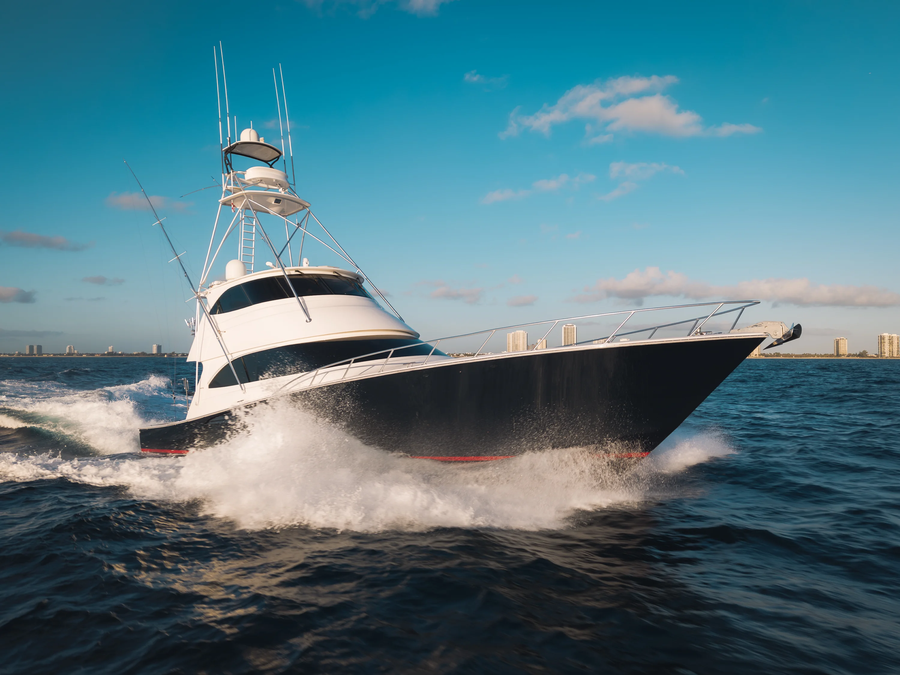 2015 Viking 70 CV ENCLOSED BRIDGE Image Thumbnail #5