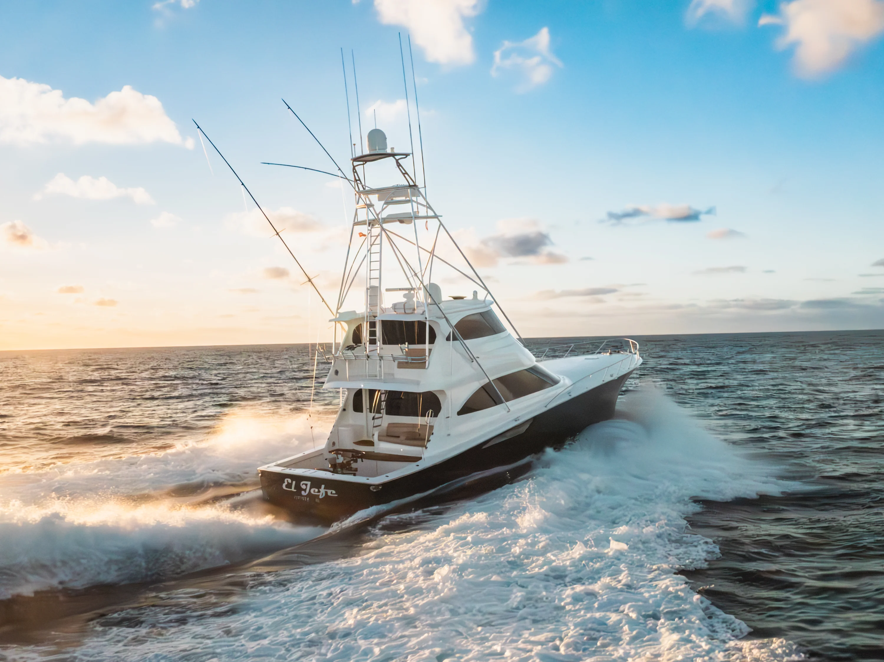 2015 Viking 70 CV ENCLOSED BRIDGE Image Thumbnail #14