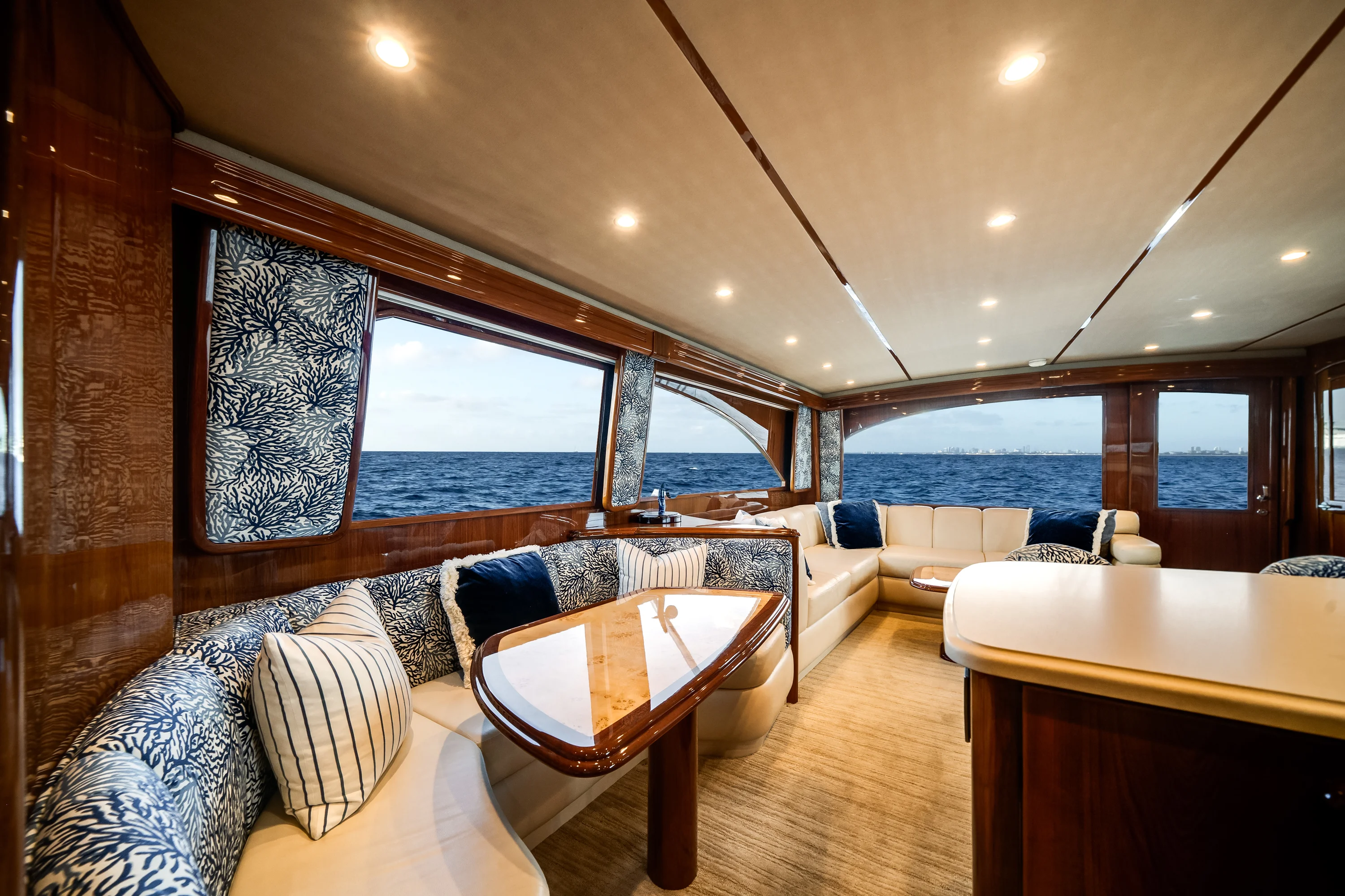 2015 Viking 70 CV ENCLOSED BRIDGE Image Thumbnail #32