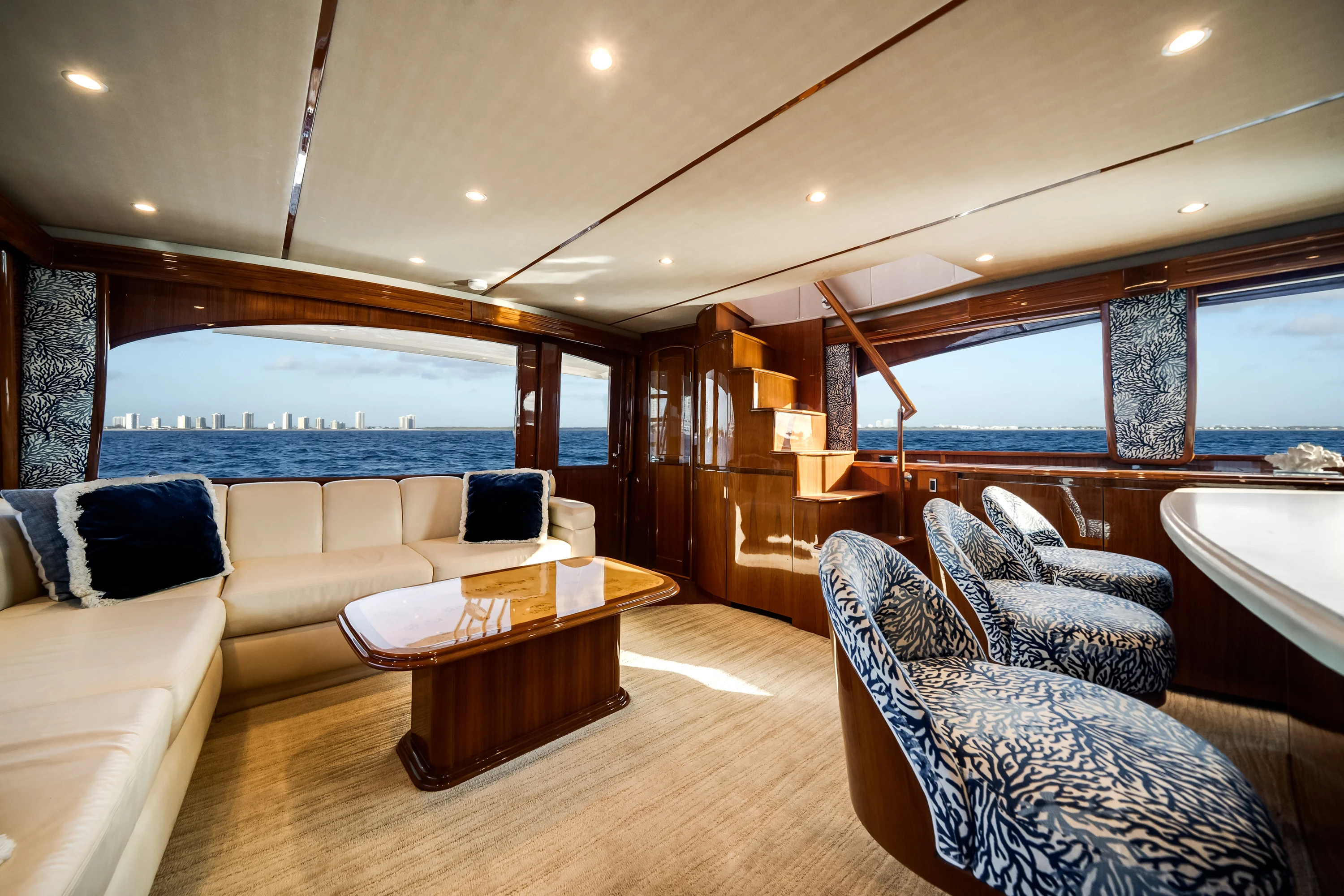 2015 Viking 70 CV ENCLOSED BRIDGE Image Thumbnail #29