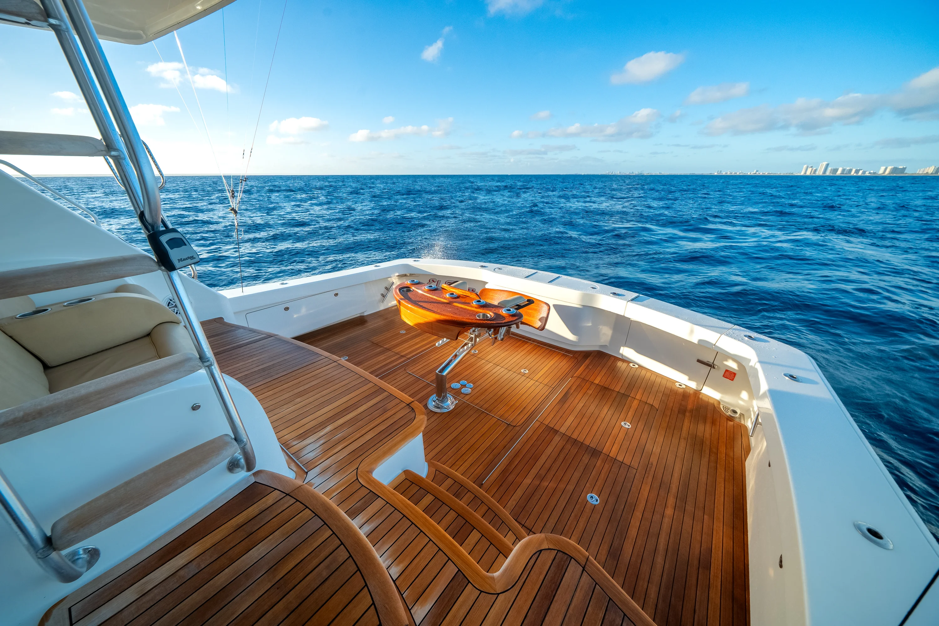 2015 Viking 70 CV ENCLOSED BRIDGE Image Thumbnail #20