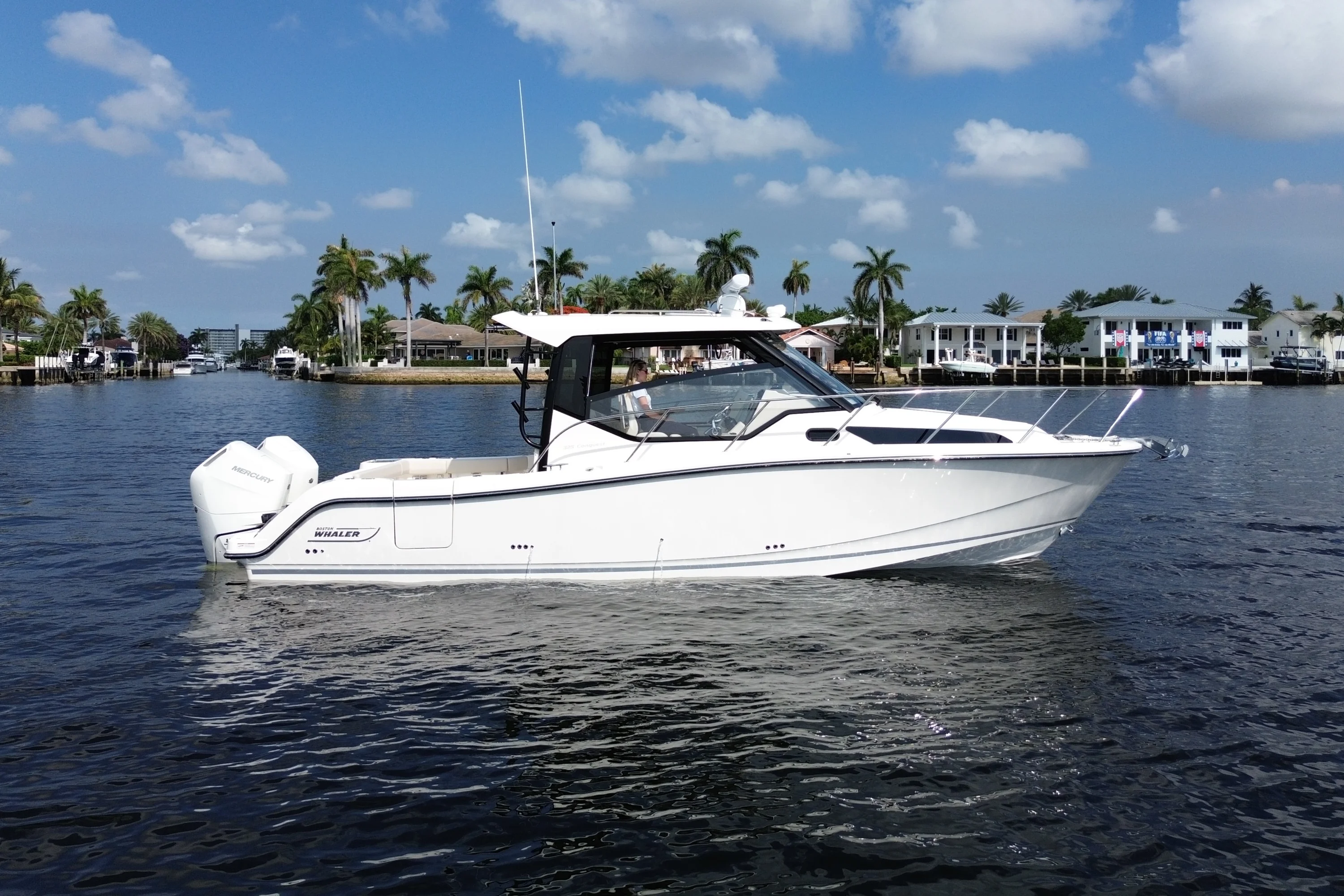 2026 Boston Whaler 325 Conquest Image Thumbnail #3