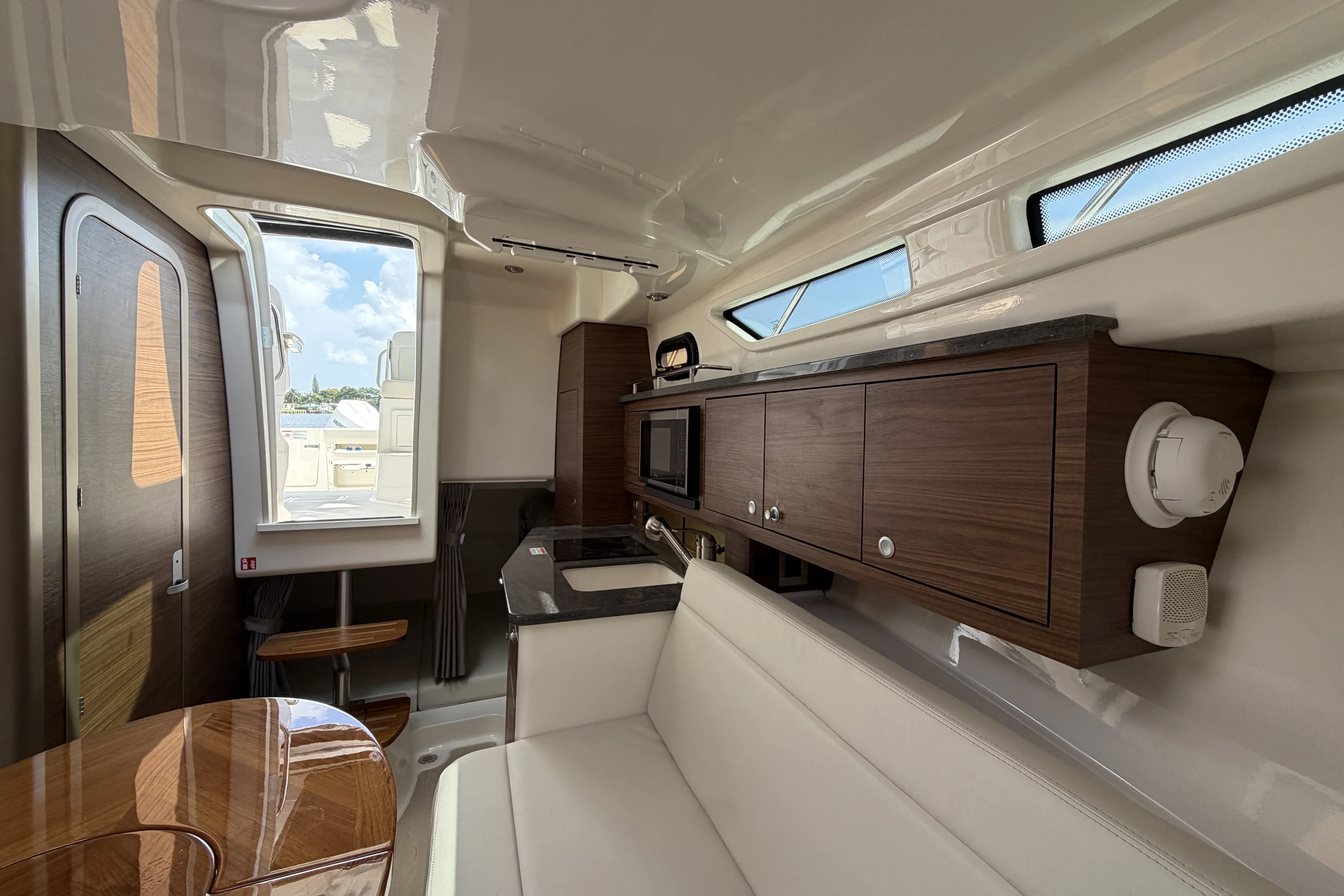 2026 Boston Whaler 325 Conquest Image Thumbnail #62