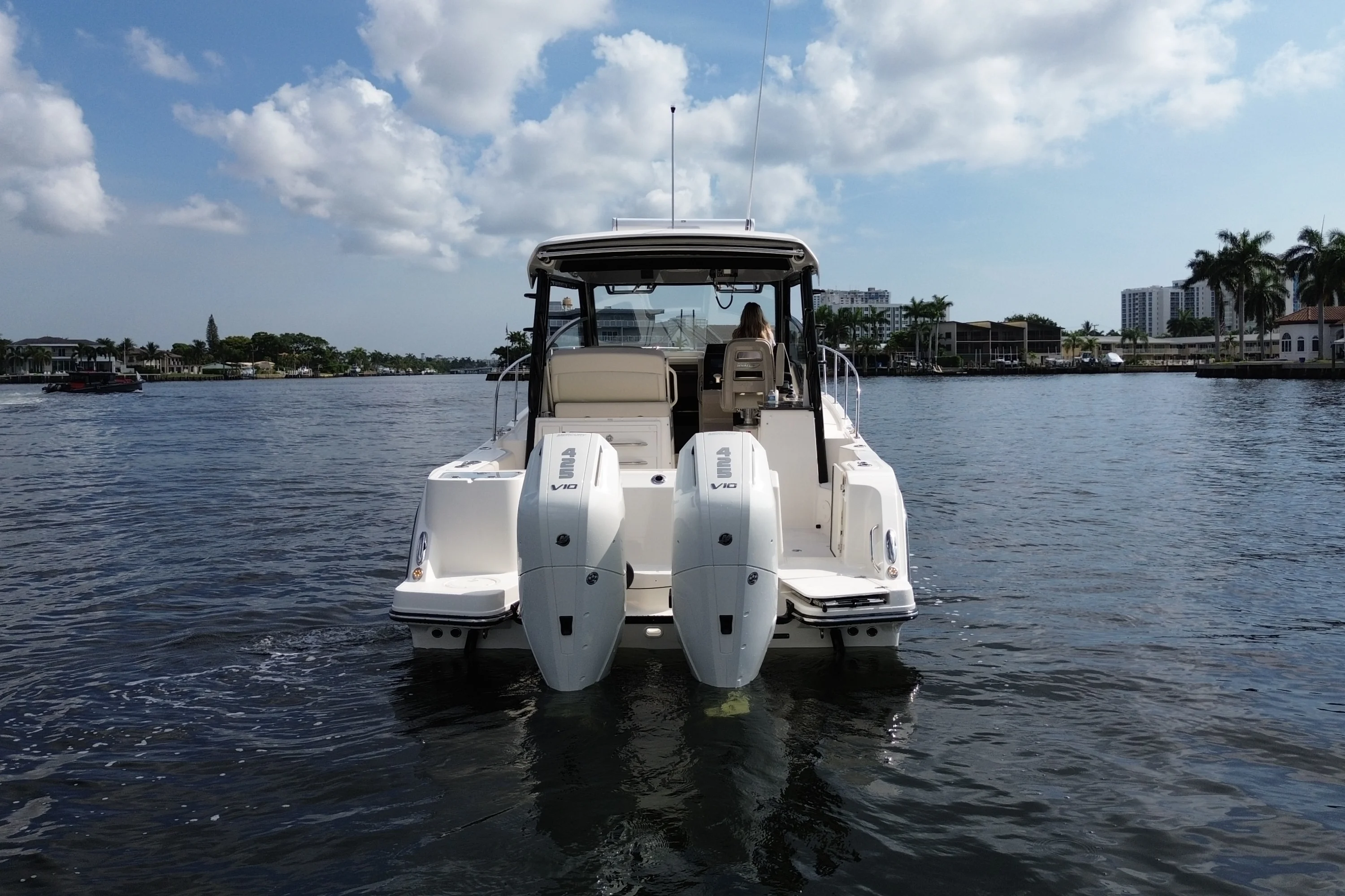 2026 Boston Whaler 325 Conquest Image Thumbnail #9