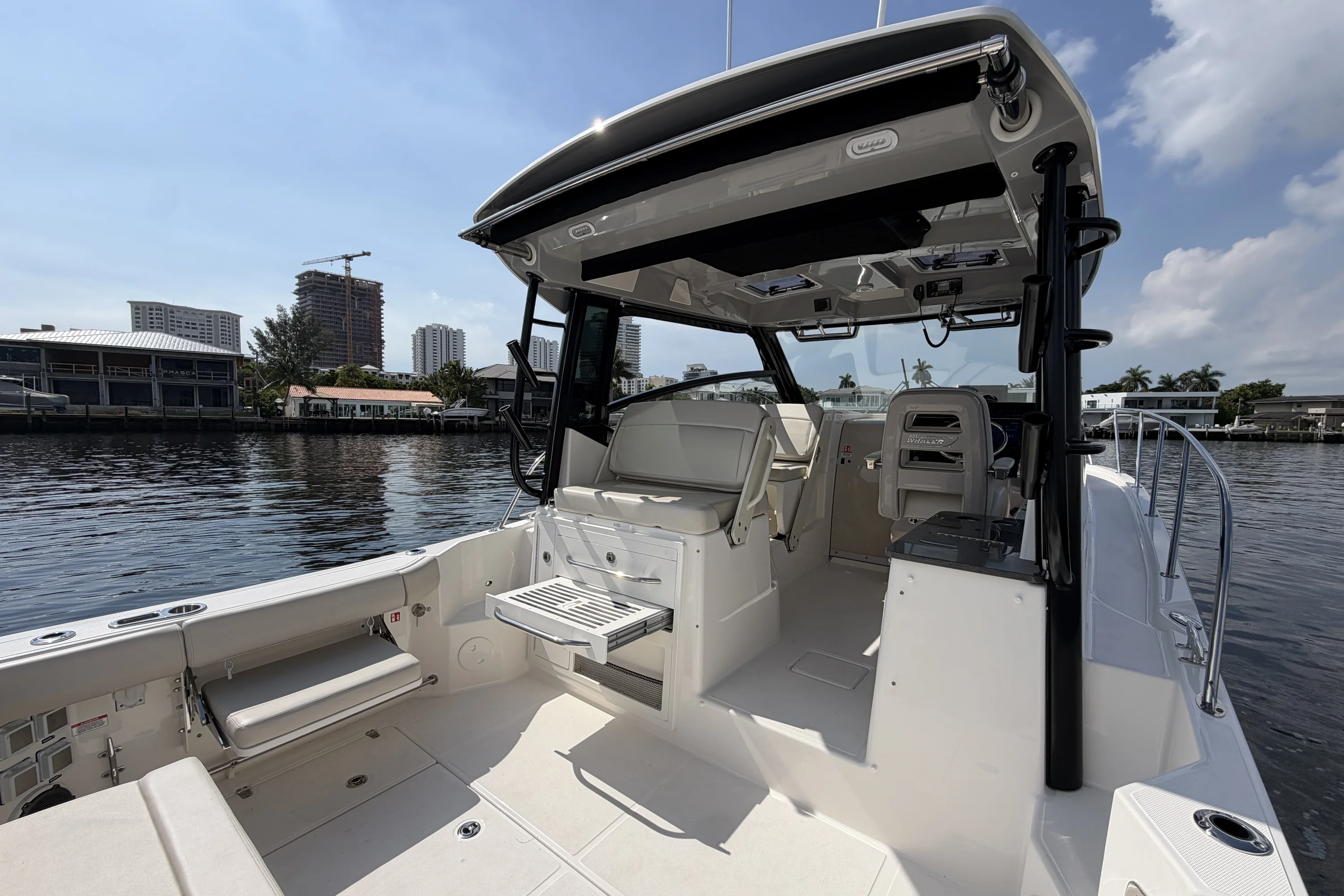 2026 Boston Whaler 325 Conquest Image Thumbnail #32