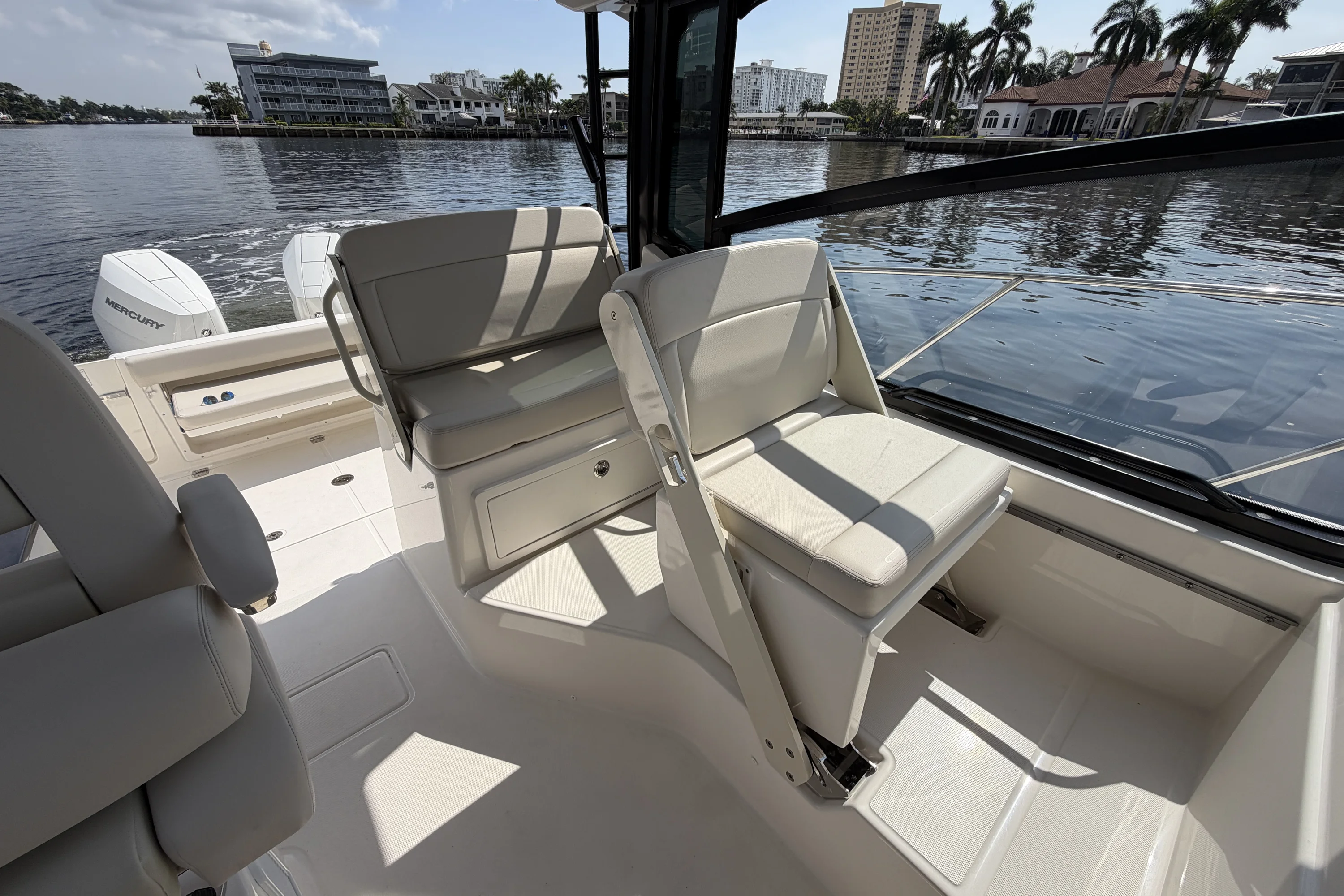 2026 Boston Whaler 325 Conquest Image Thumbnail #47