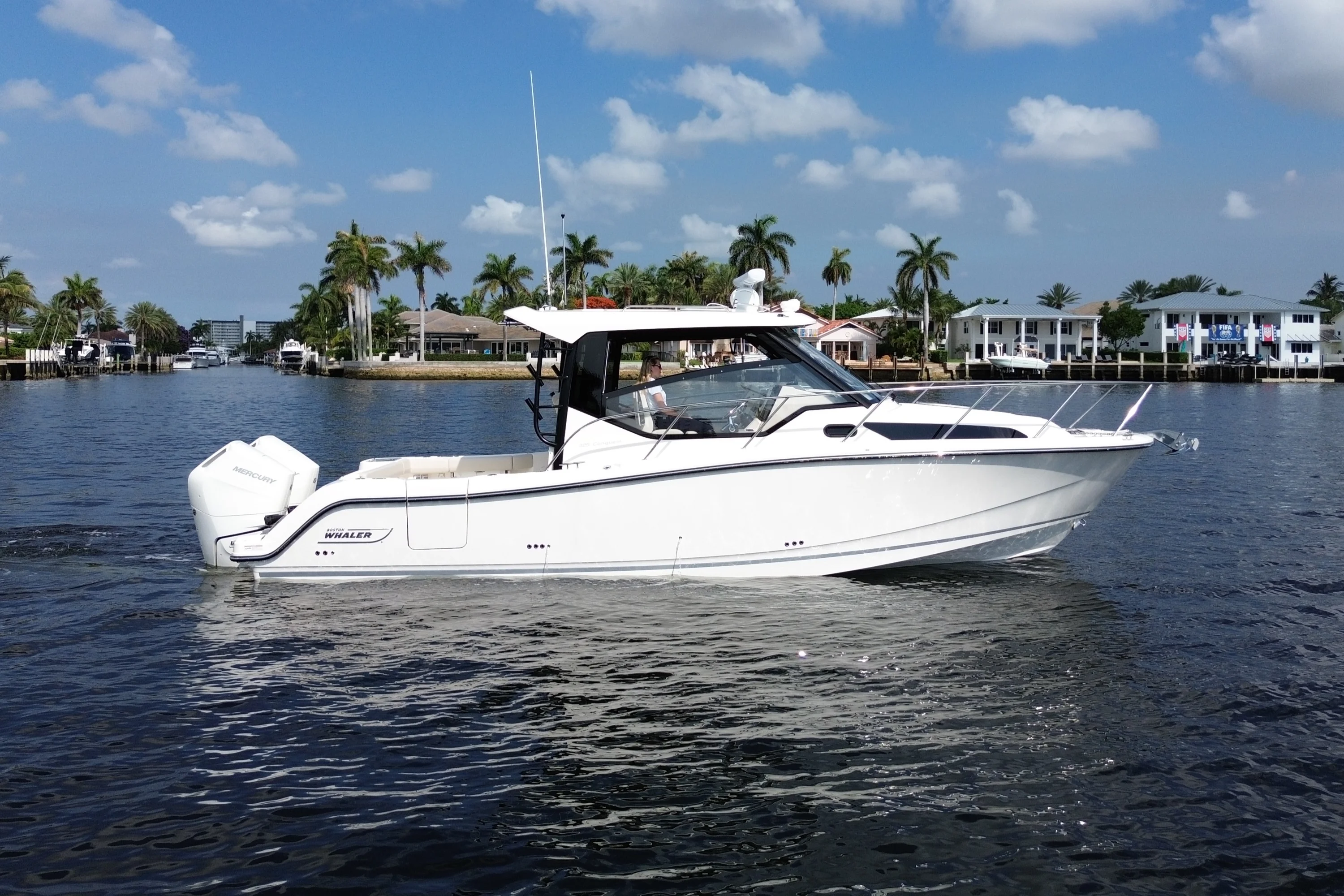 2026 Boston Whaler 325 Conquest Image Thumbnail #4