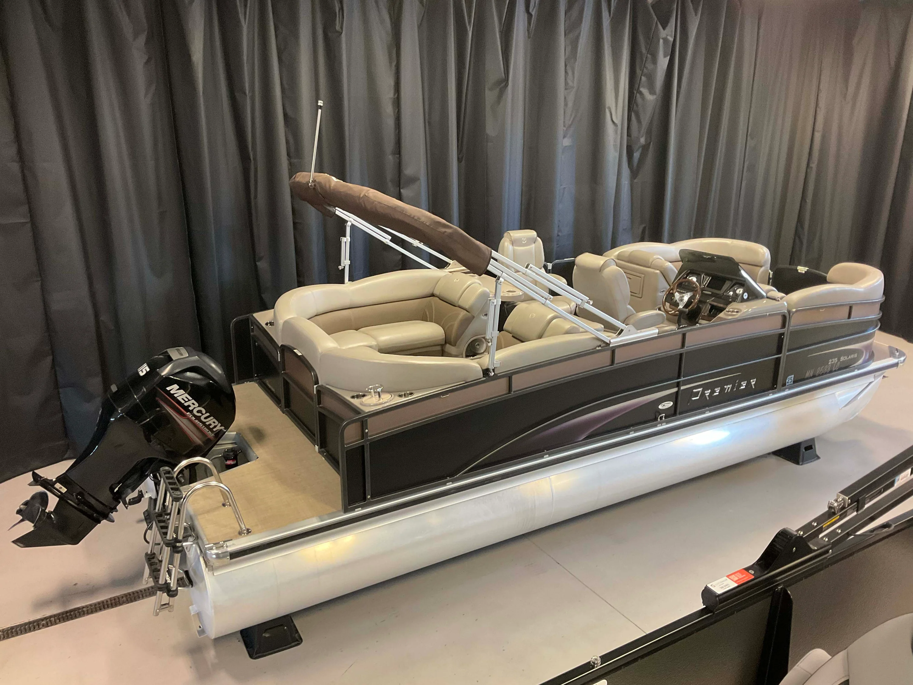 2014 Premier 235 Image Thumbnail #1