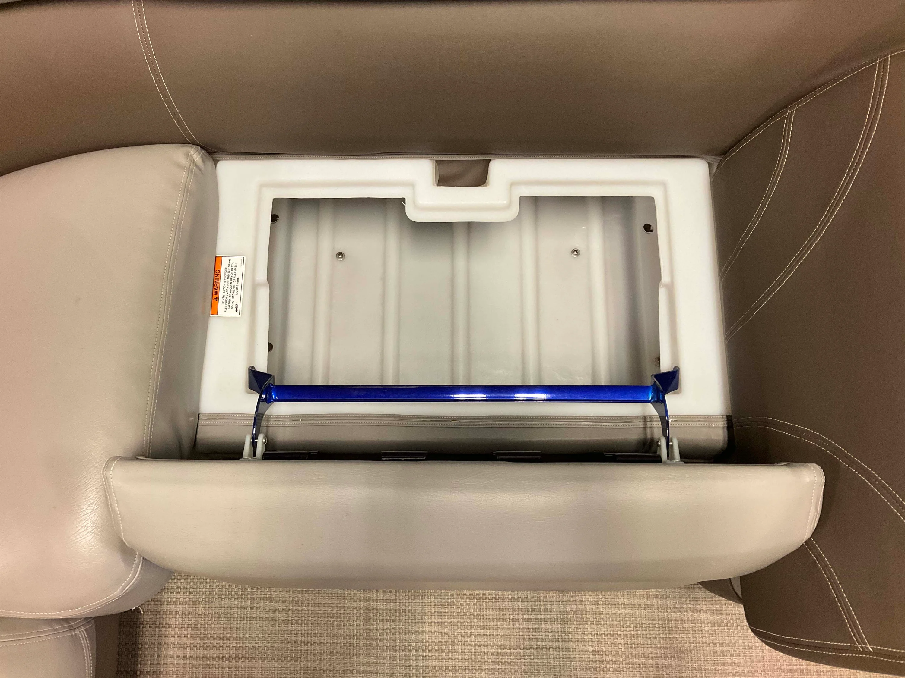 2014 Premier 235 Image Thumbnail #59