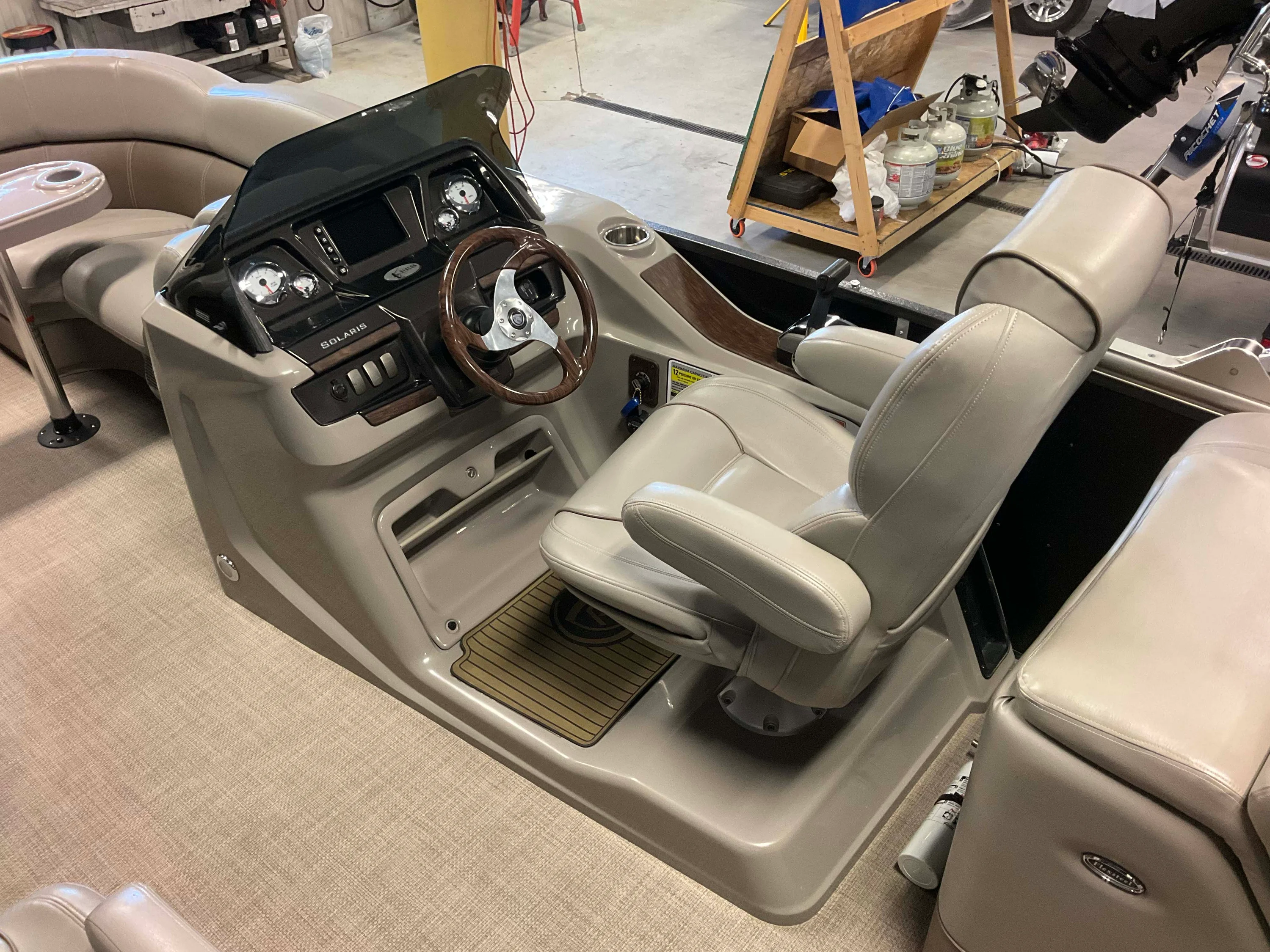 2014 Premier 235 Image Thumbnail #44