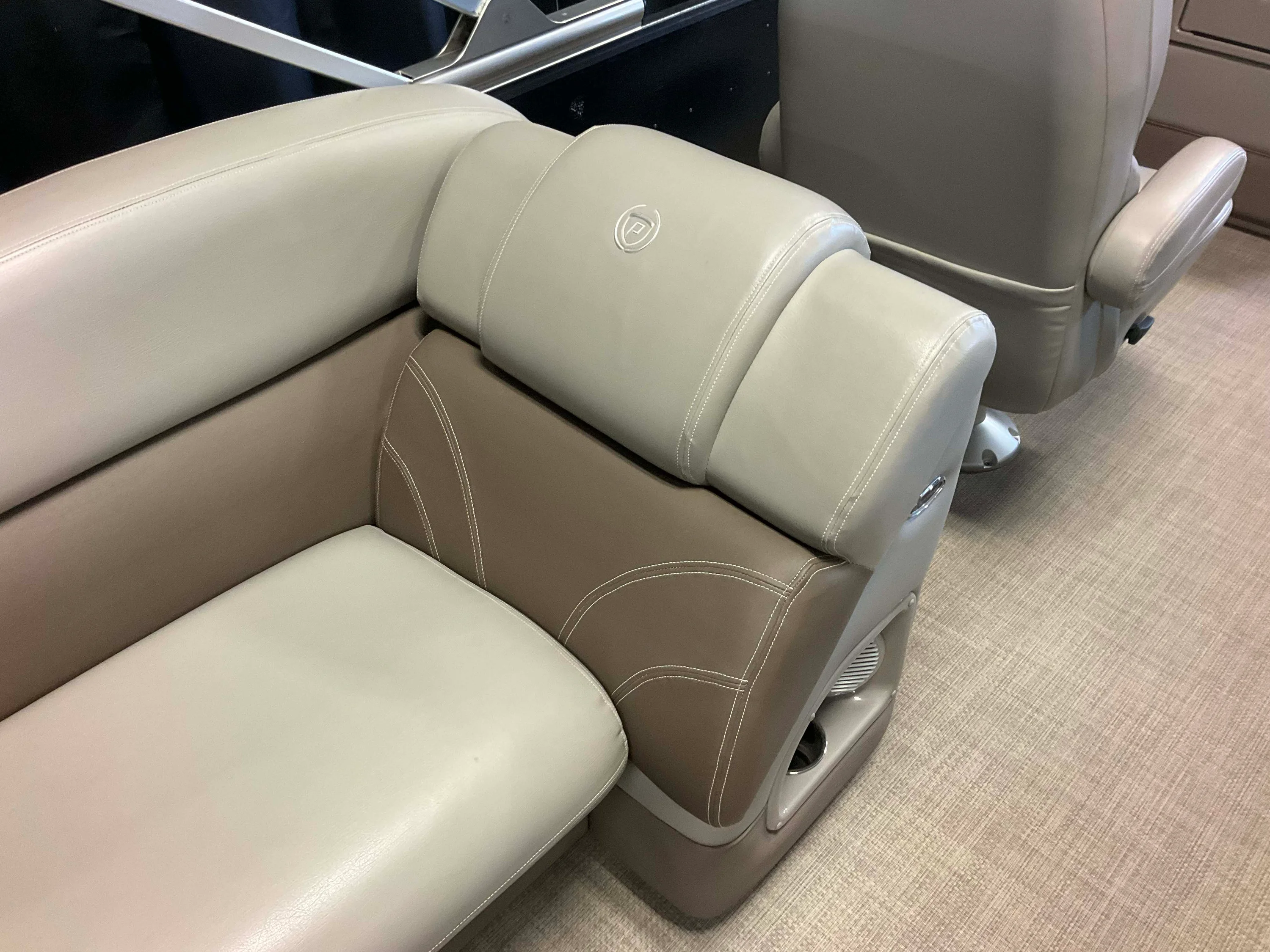 2014 Premier 235 Image Thumbnail #56