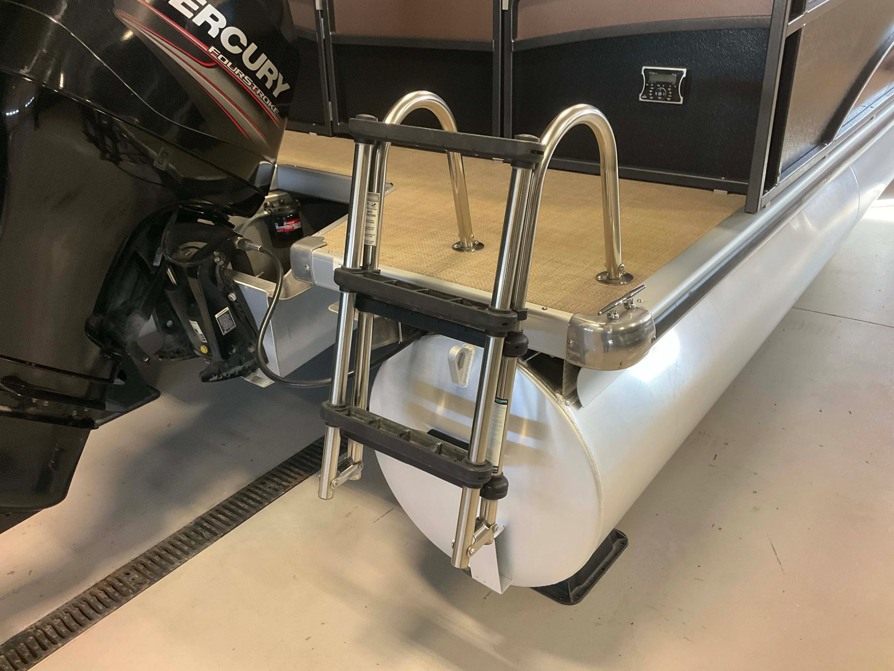 2014 Premier 235 Image Thumbnail #10