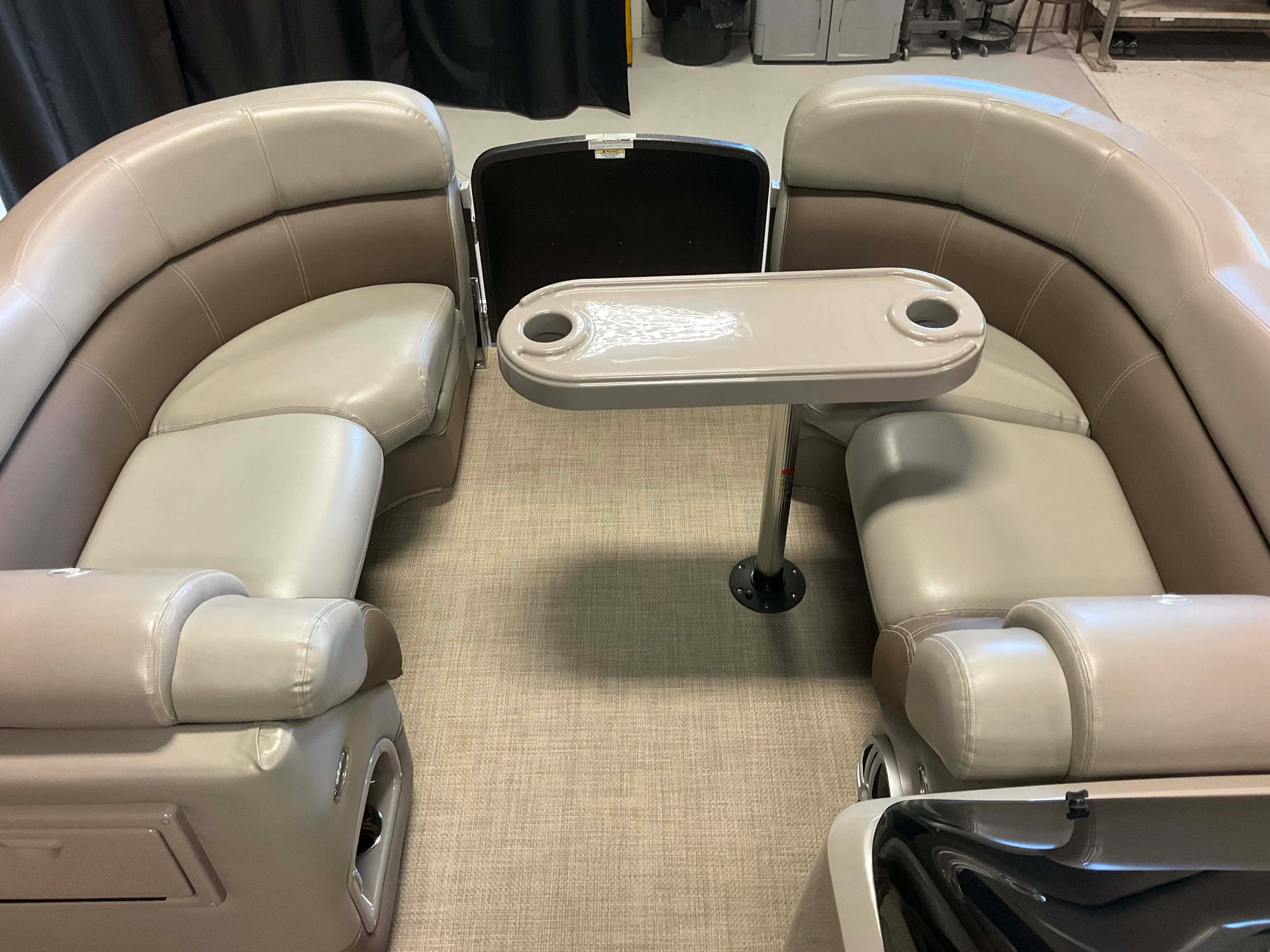 2014 Premier 235 Image Thumbnail #19