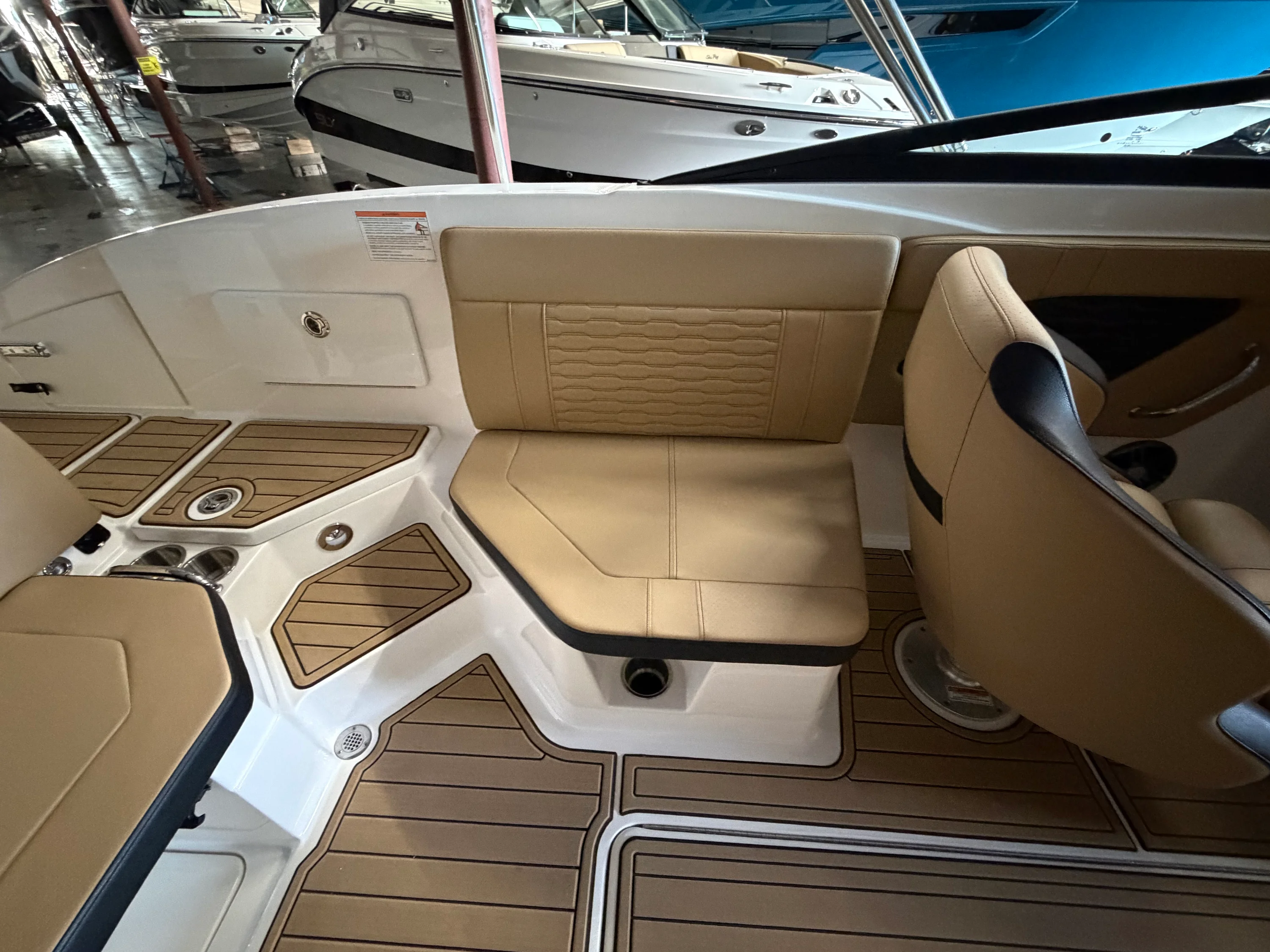 2024 Sea Ray SPX 230 Image Thumbnail #21