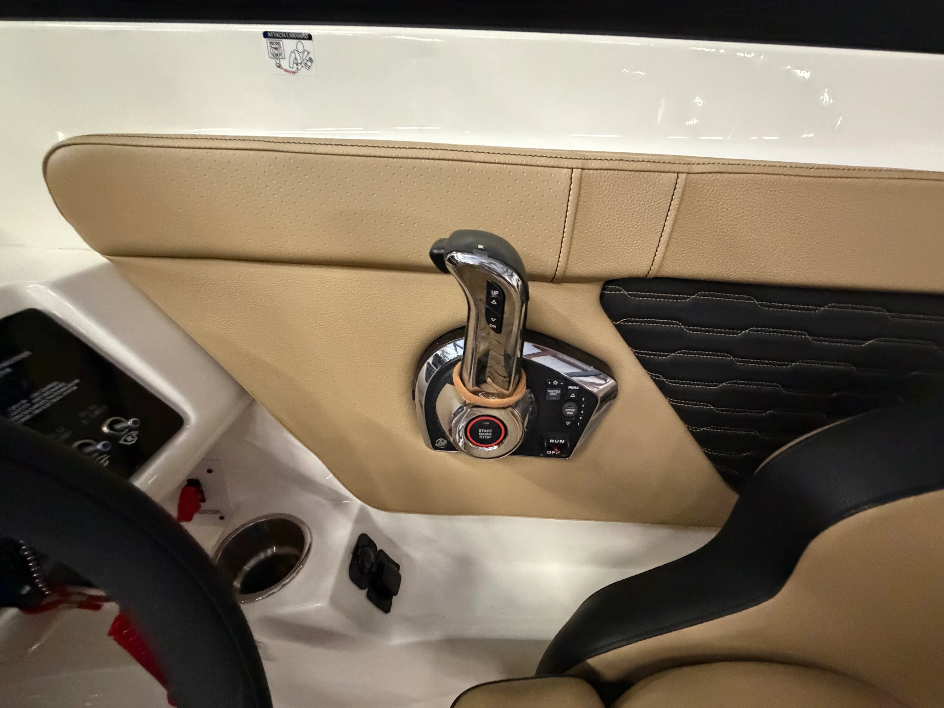 2024 Sea Ray SPX 230 Image Thumbnail #19