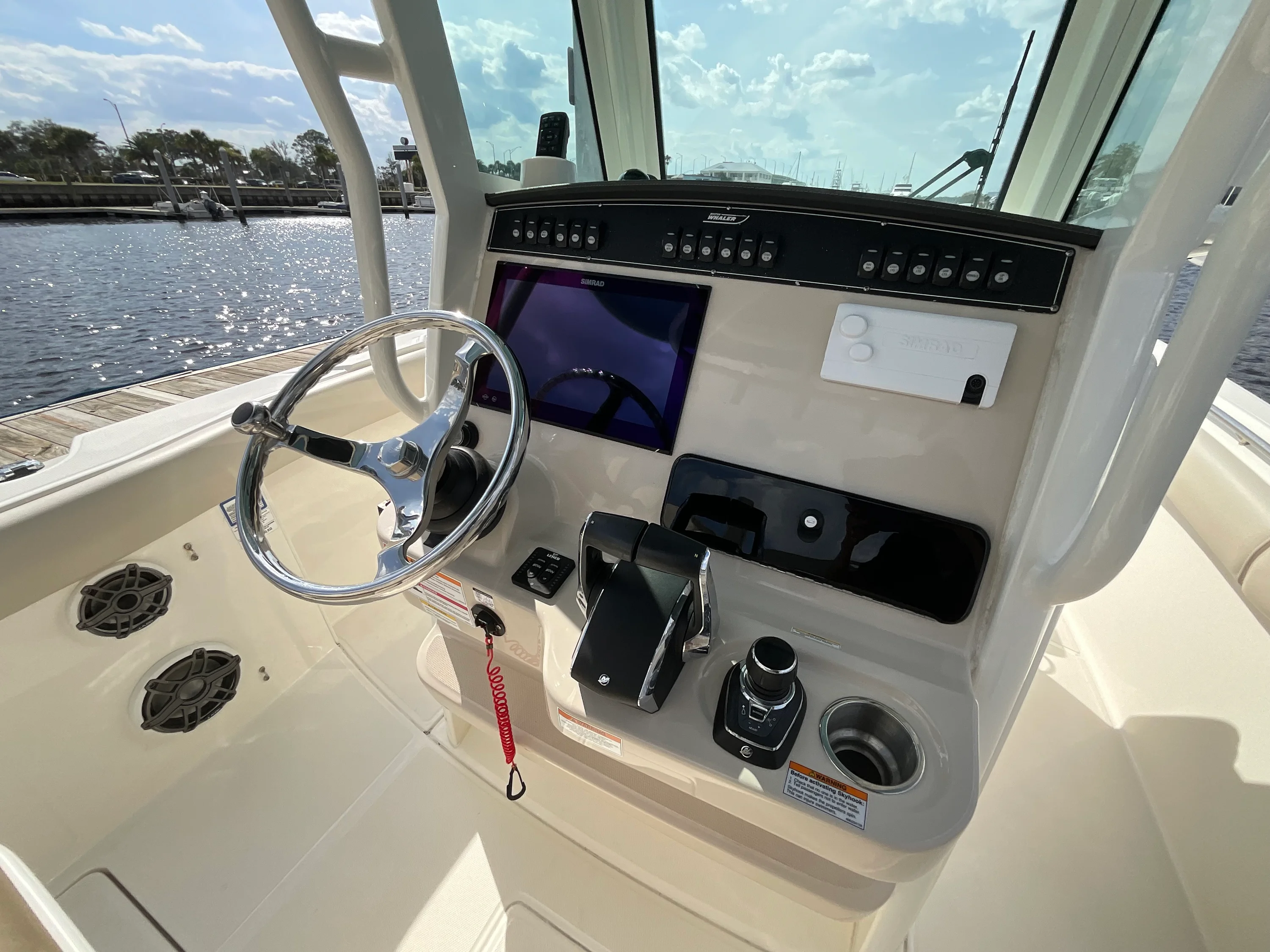 2024 Boston Whaler 280 Outrage Image Thumbnail #18