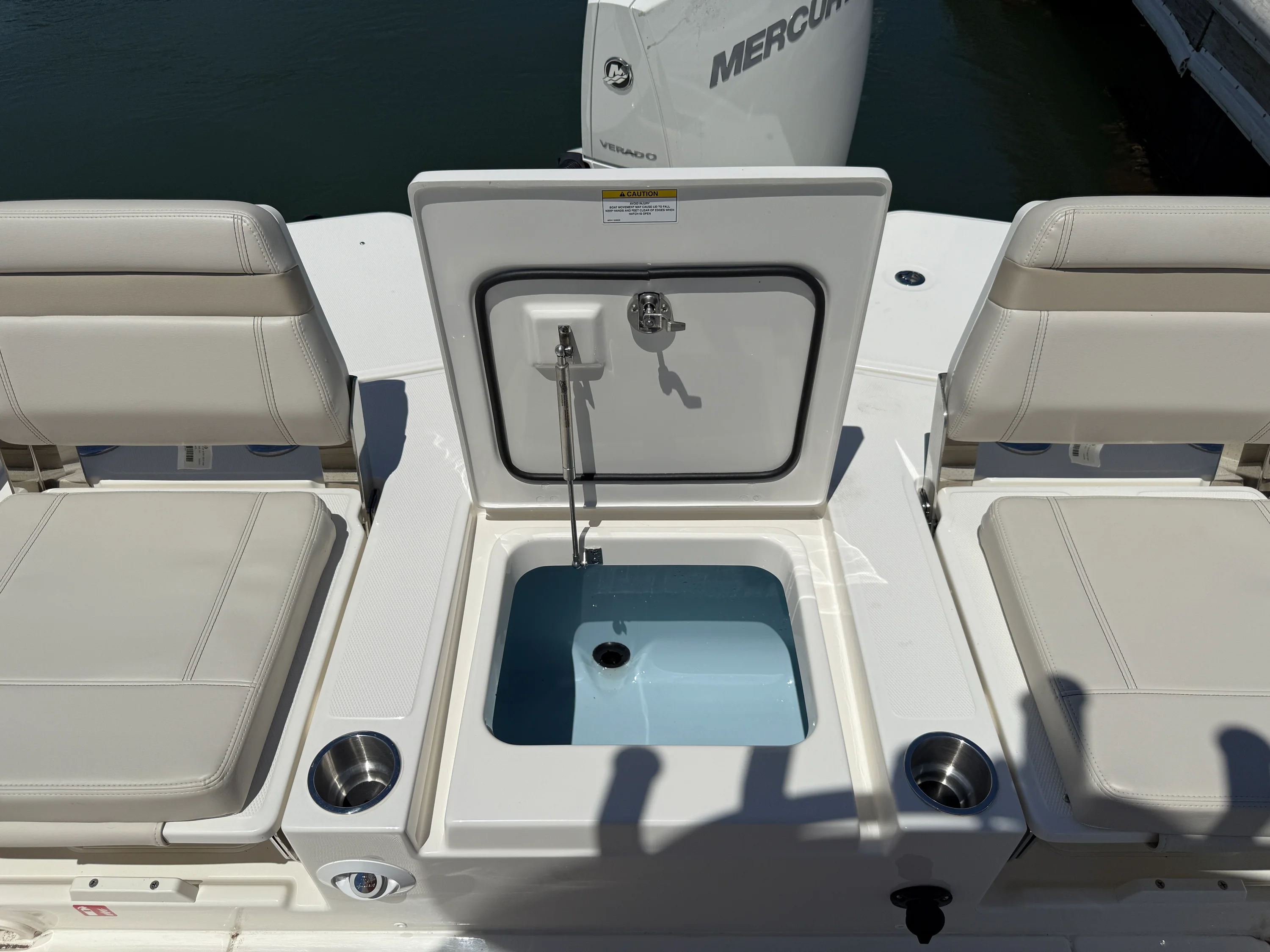 2026 Boston Whaler 250 Dauntless Image Thumbnail #15