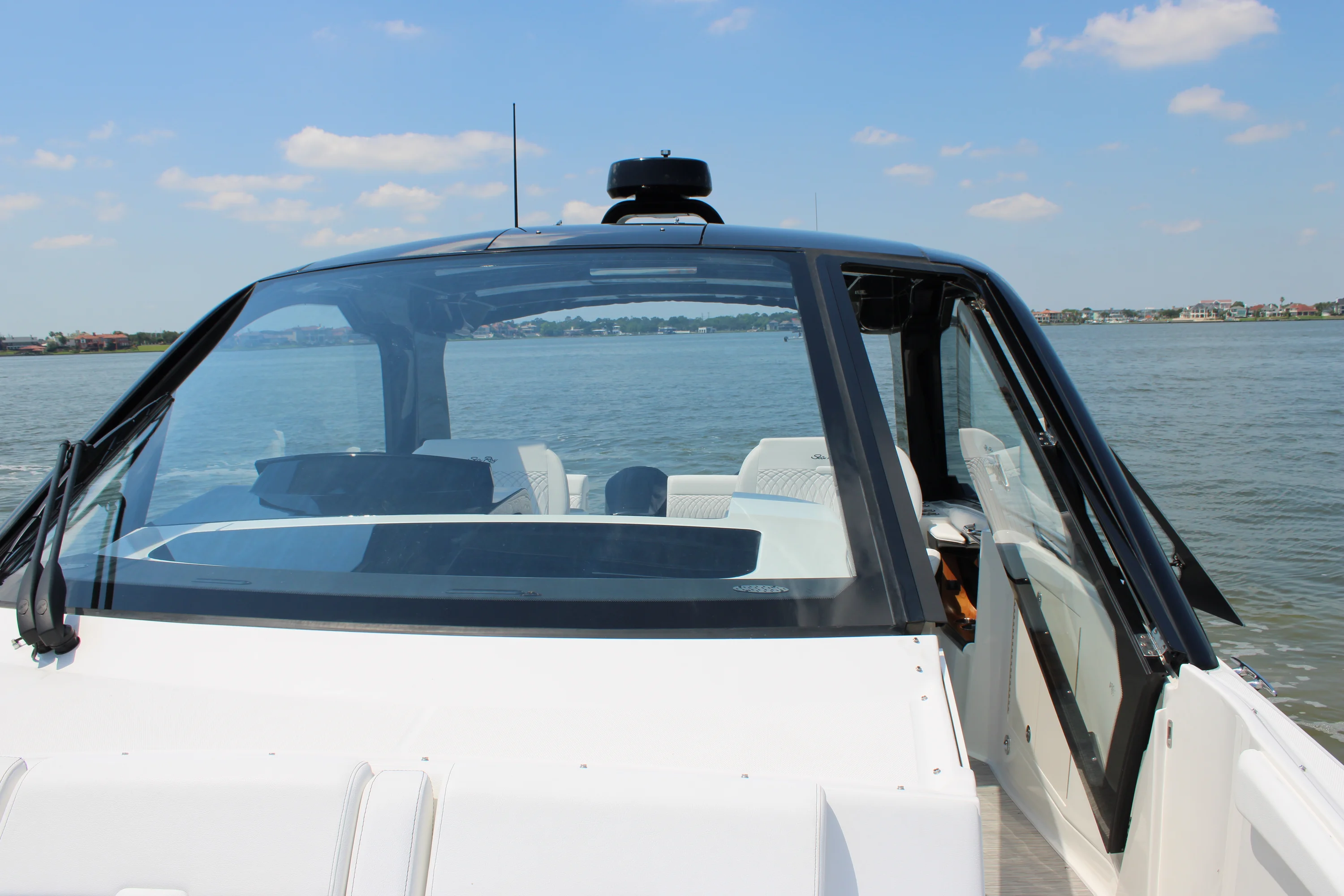 2026 Sea Ray Sundancer 370 Outboard Image Thumbnail #89
