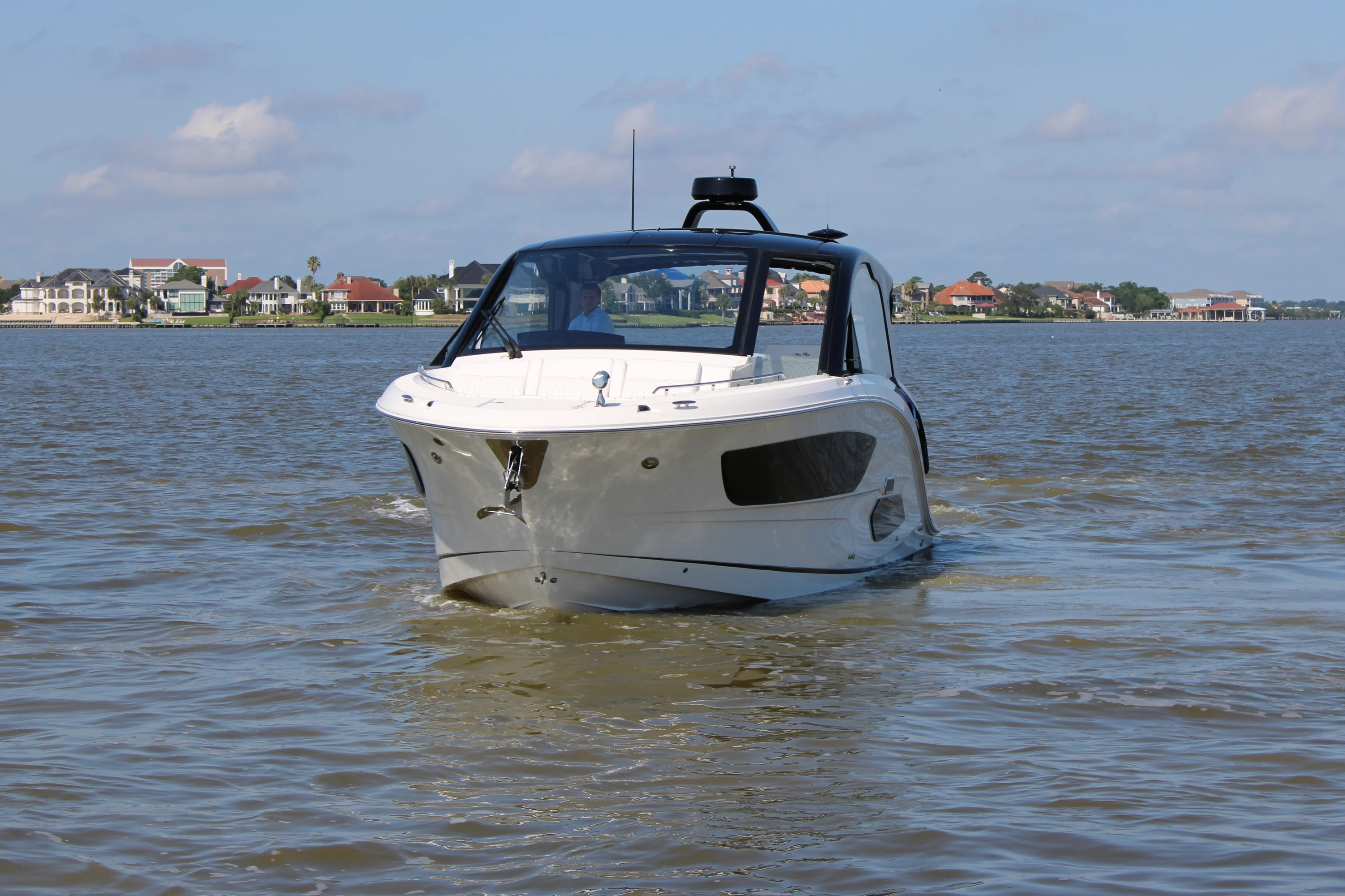 2026 Sea Ray Sundancer 370 Outboard Image Thumbnail #2