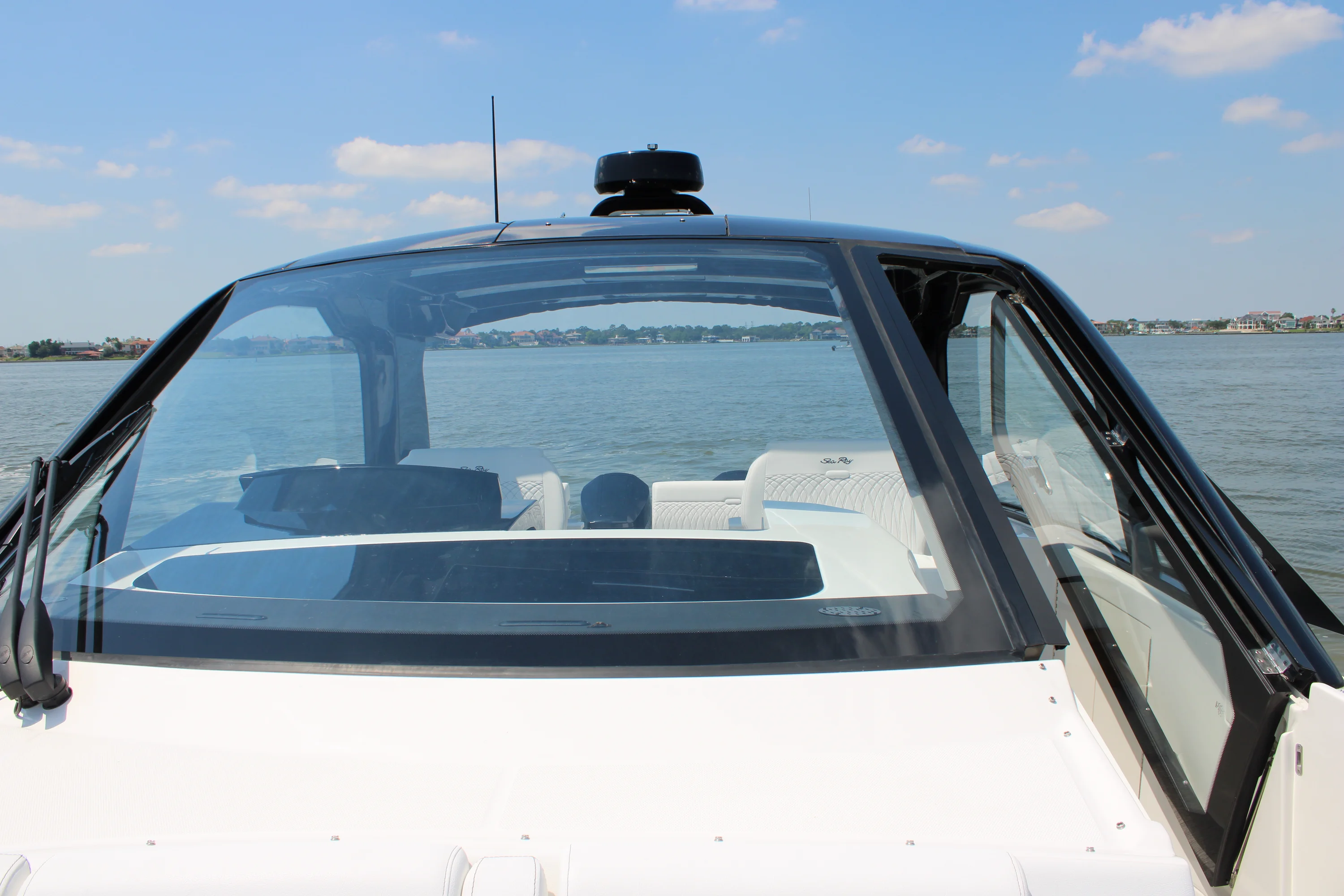 2026 Sea Ray Sundancer 370 Outboard Image Thumbnail #95