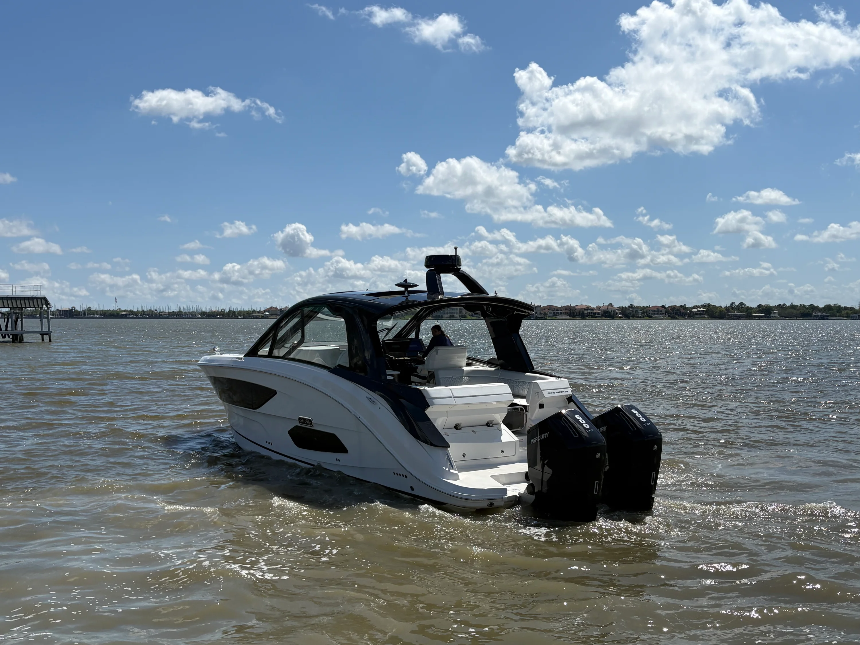 2026 Sea Ray Sundancer 370 Outboard Image Thumbnail #7