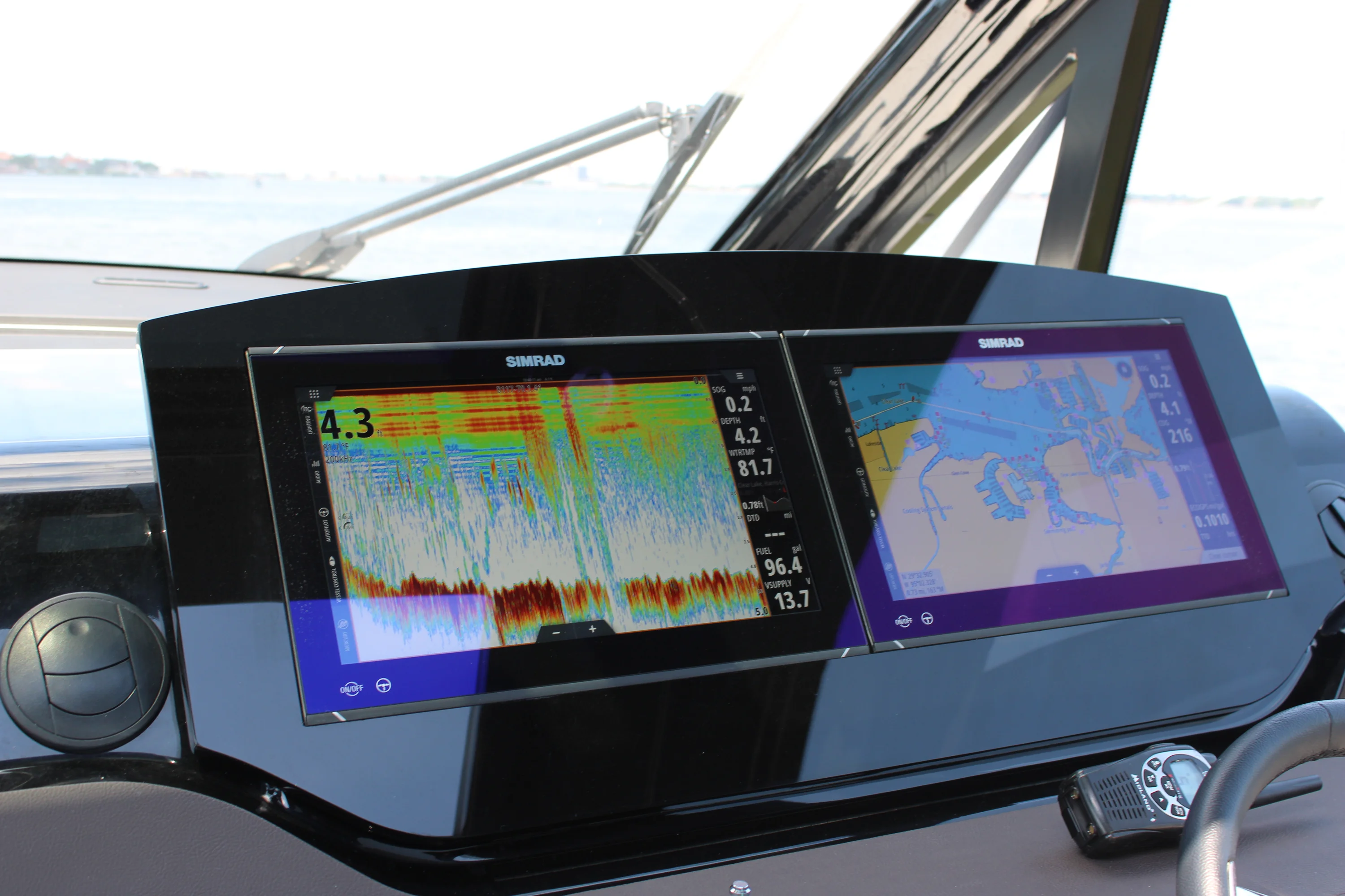 2026 Sea Ray Sundancer 370 Outboard Image Thumbnail #52