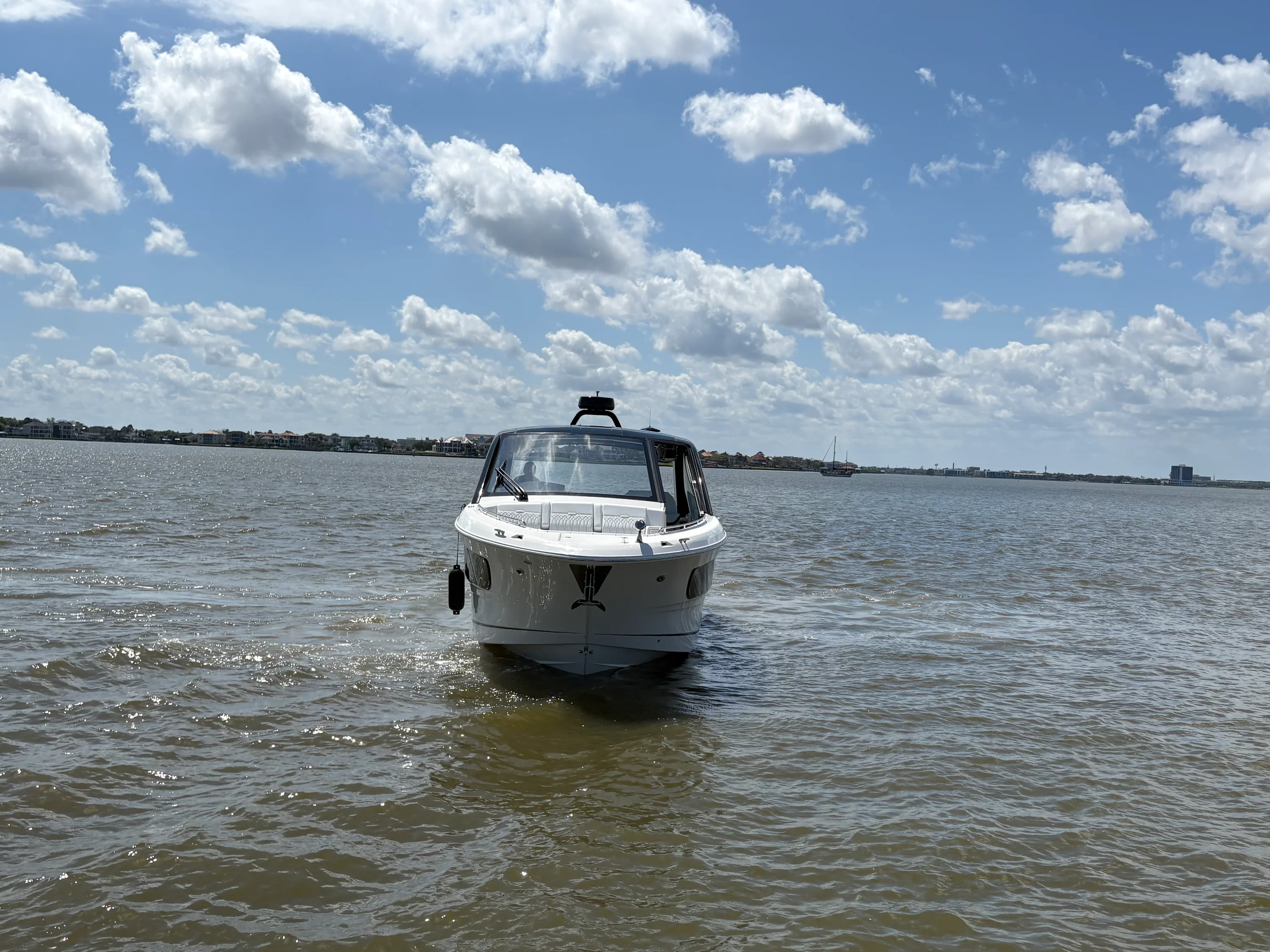 2026 Sea Ray Sundancer 370 Outboard Image Thumbnail #4