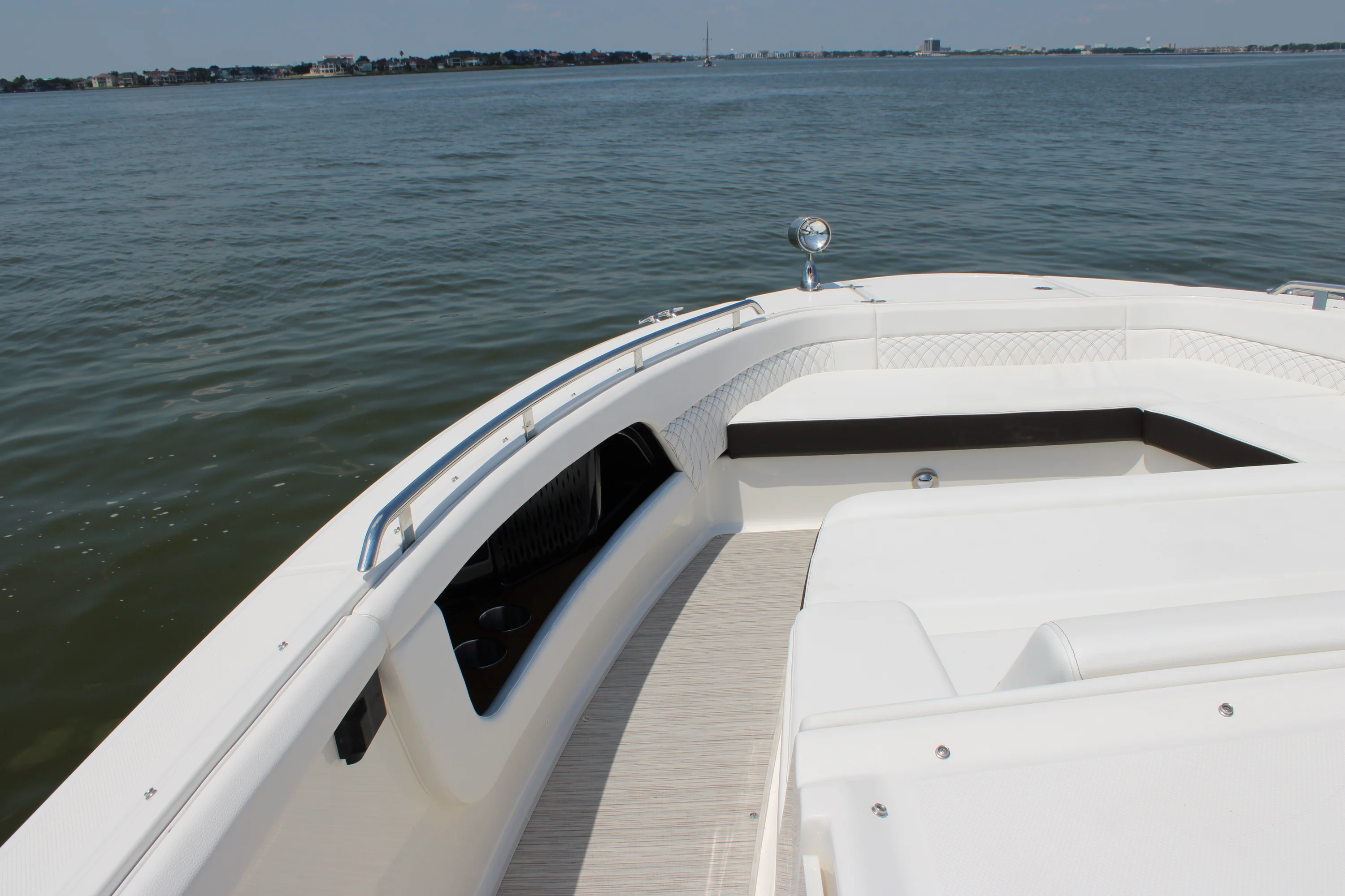 2026 Sea Ray Sundancer 370 Outboard Image Thumbnail #42
