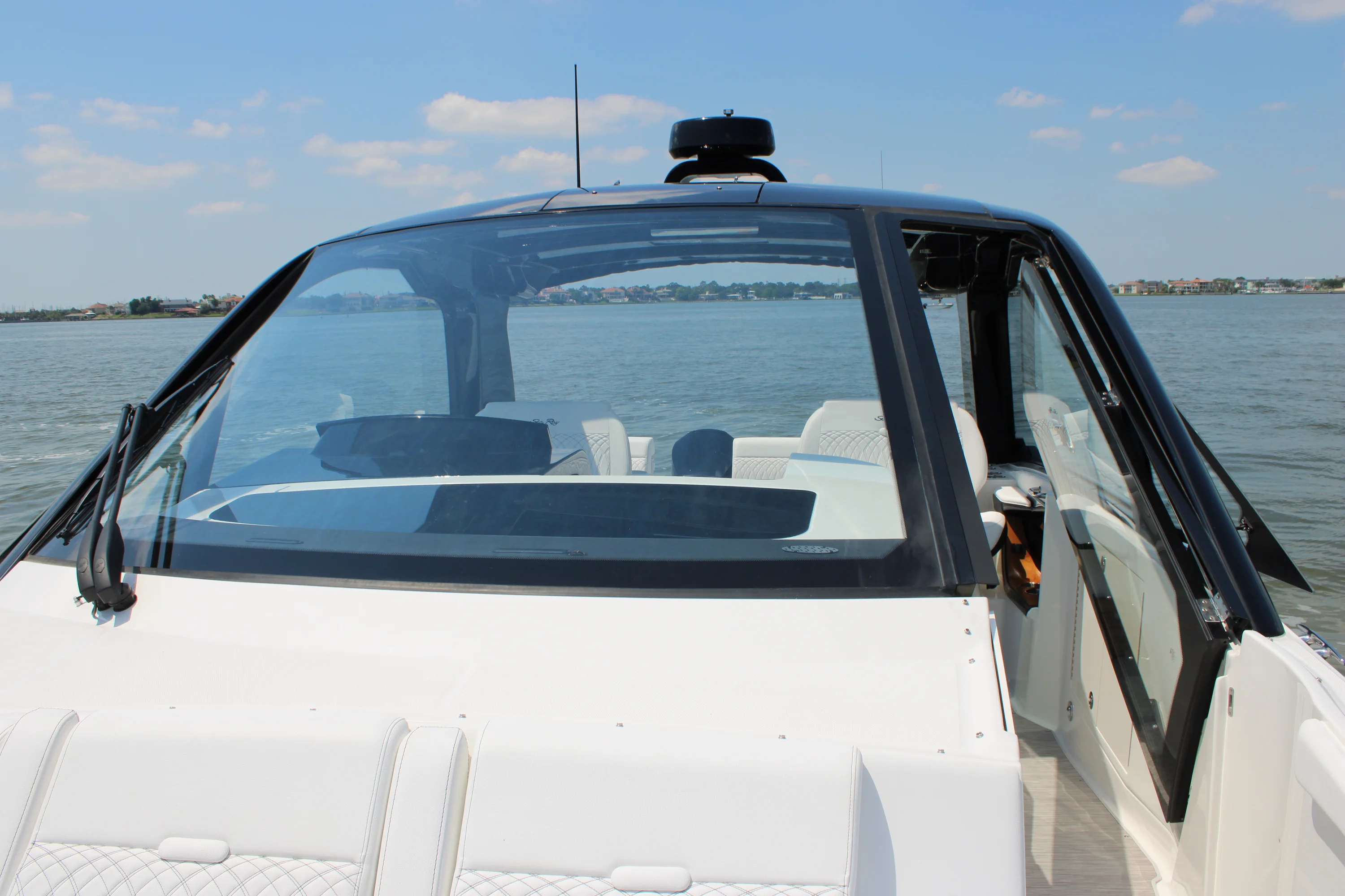 2026 Sea Ray Sundancer 370 Outboard Image Thumbnail #96