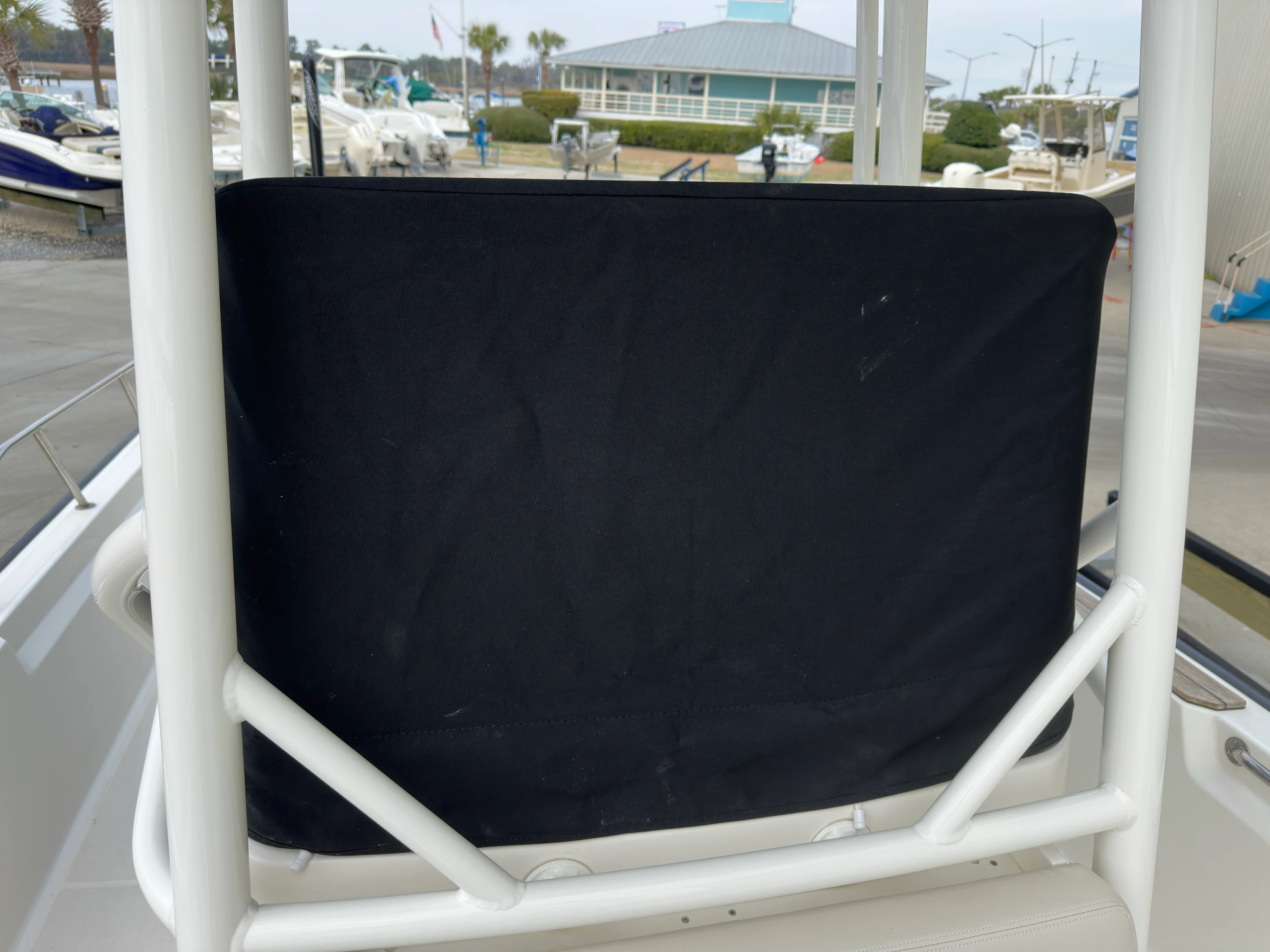 2021 Boston Whaler 210 MONTAUK Image Thumbnail #19