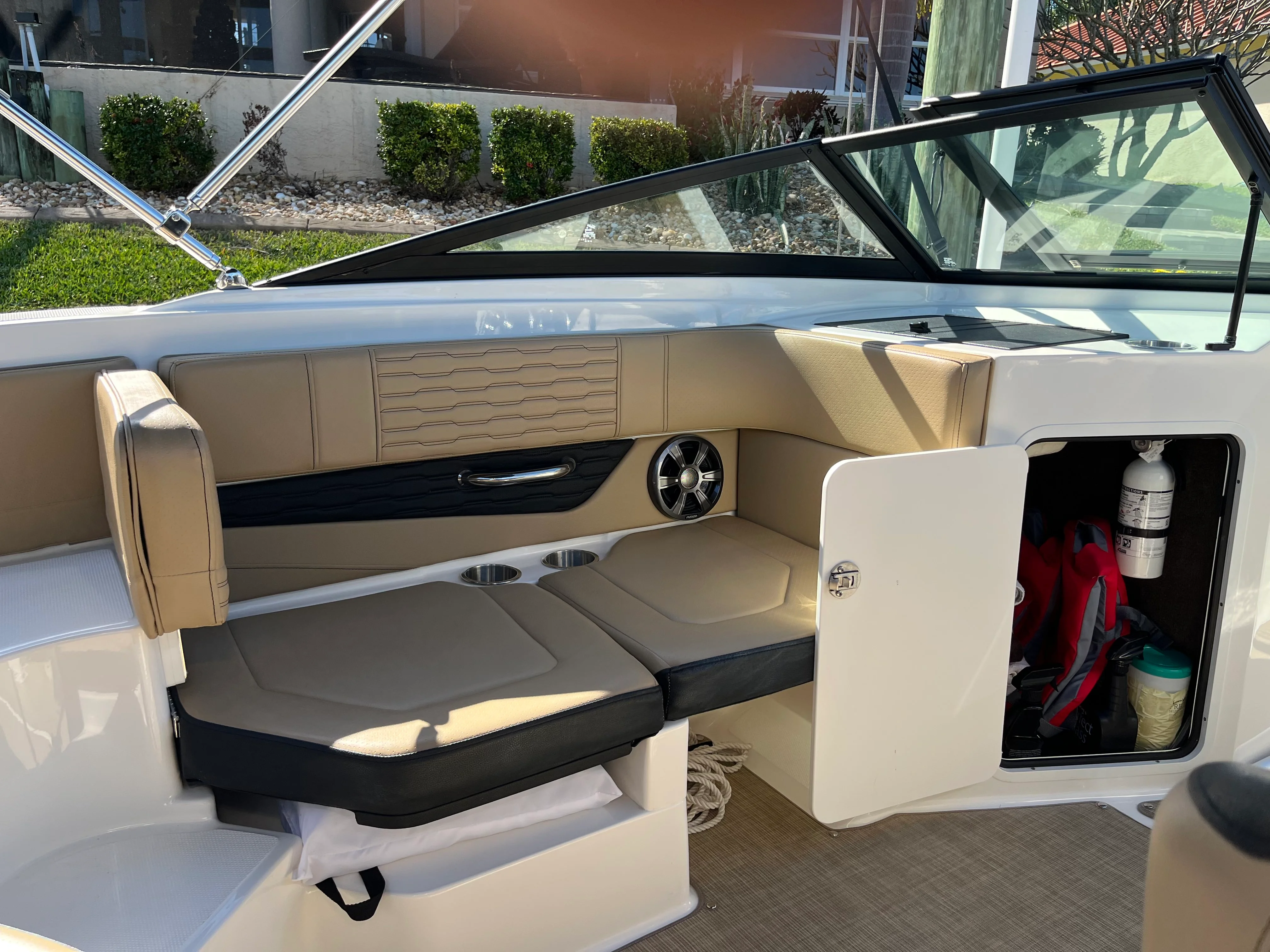 2021 Sea Ray 19 SPX-OB Image Thumbnail #8