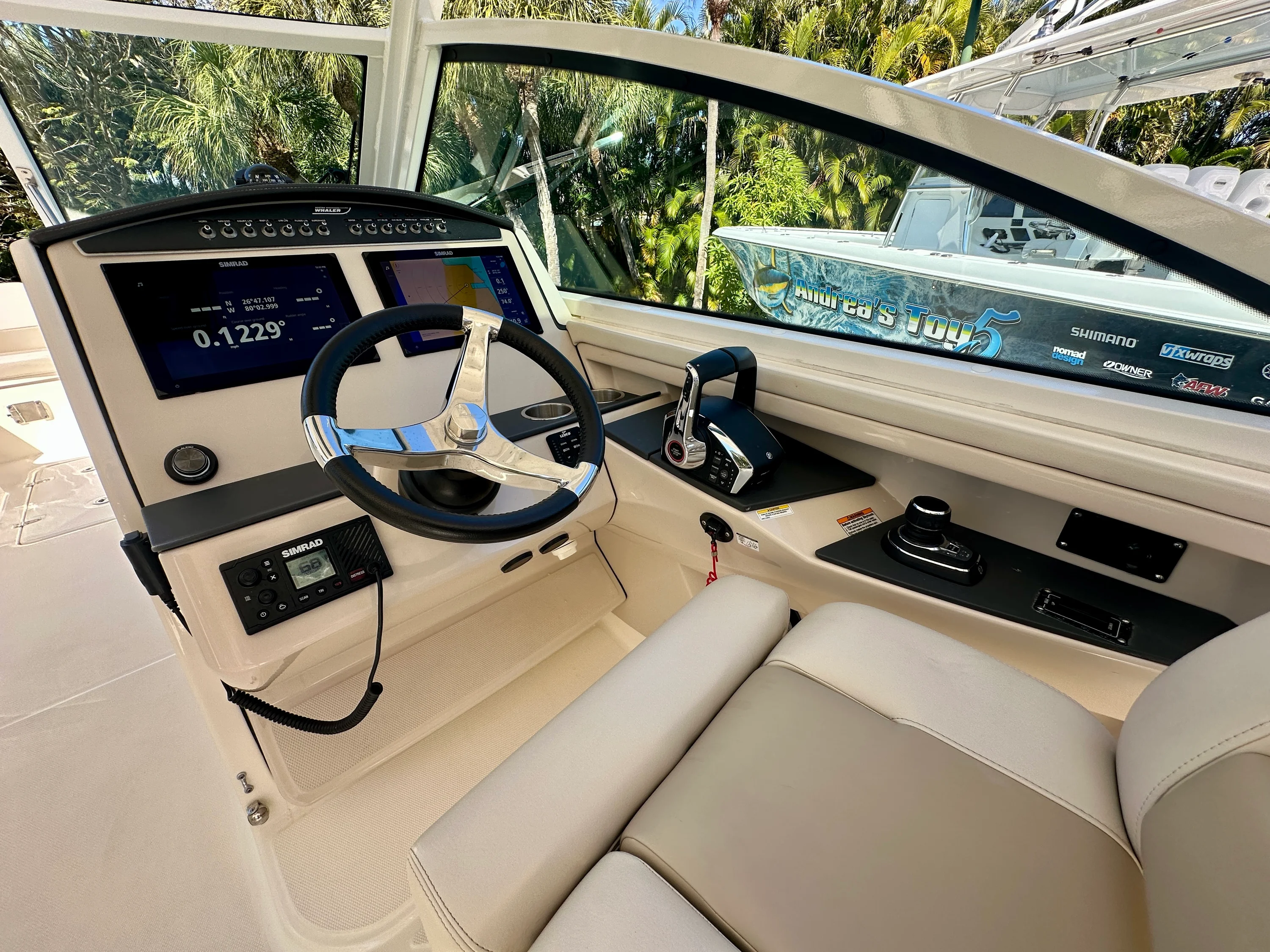 2024 Boston Whaler 320 VANTAGE Image Thumbnail #22